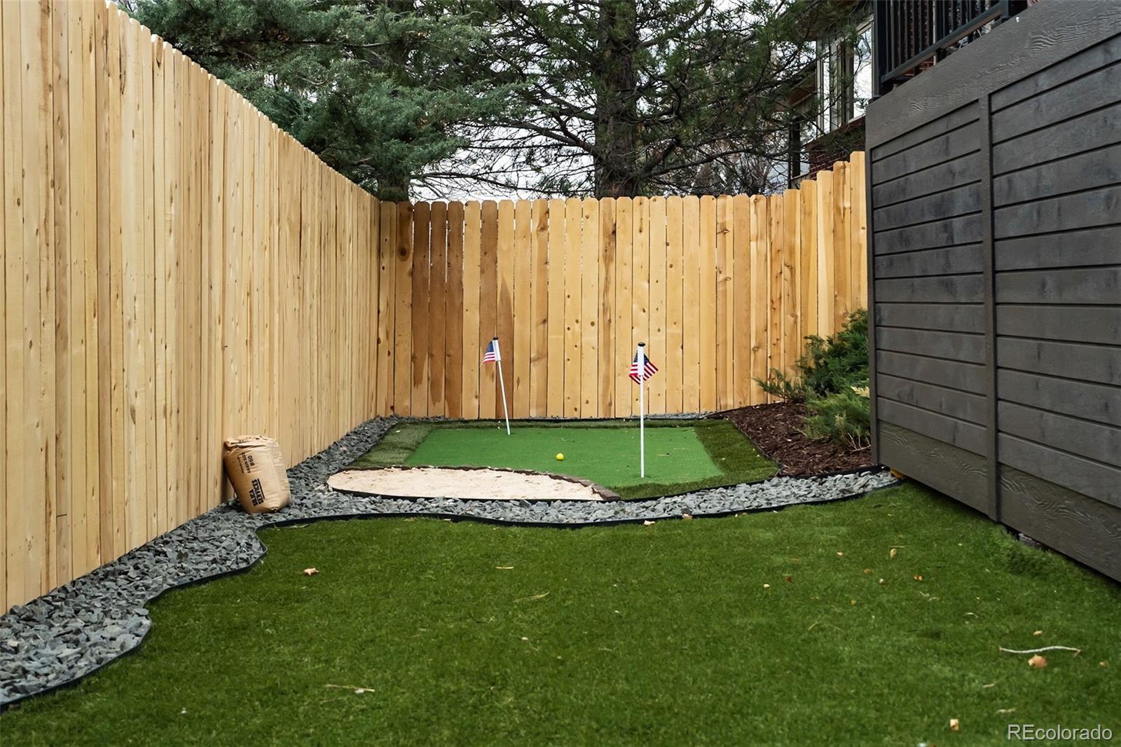 3606 W Linvale Place