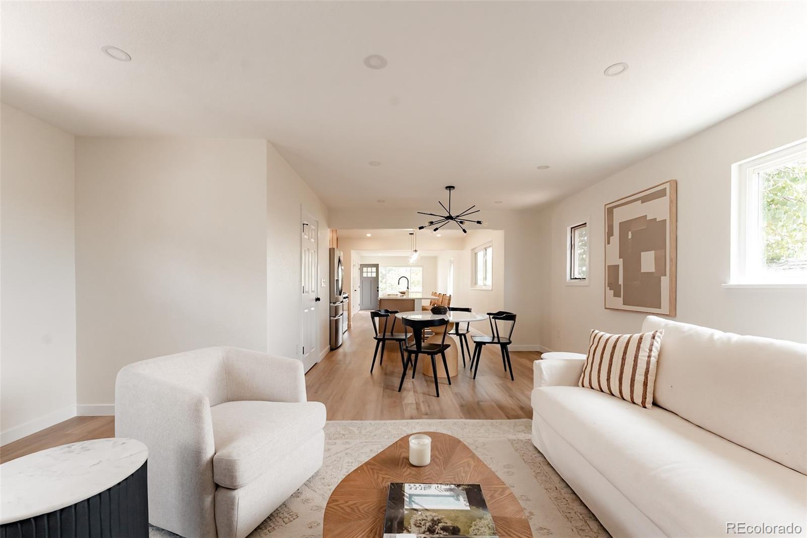 1279 S Raritan