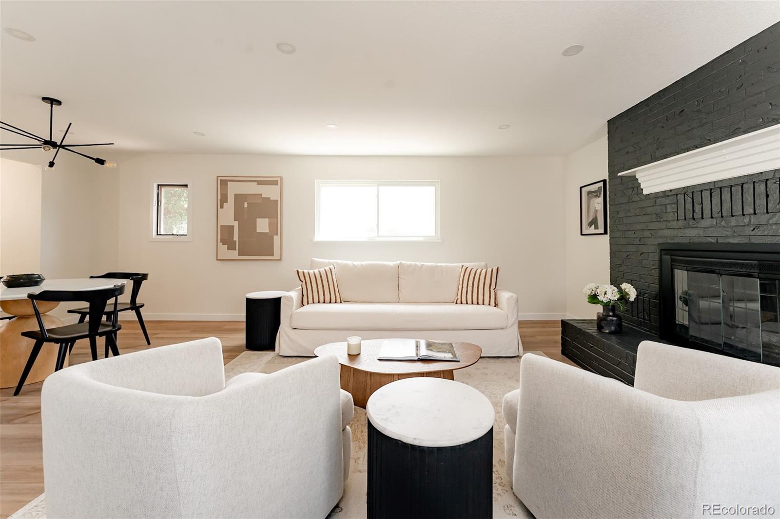 1279 S Raritan