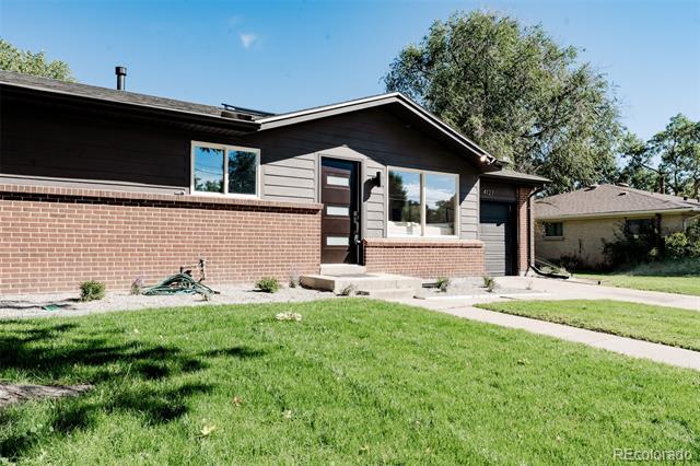 4127 E Davies Place