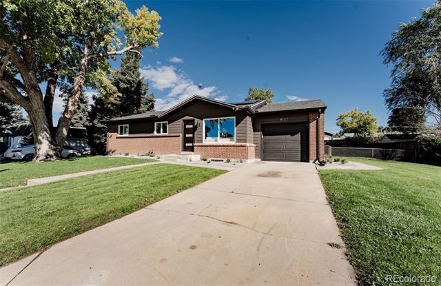 4127 E Davies Place
