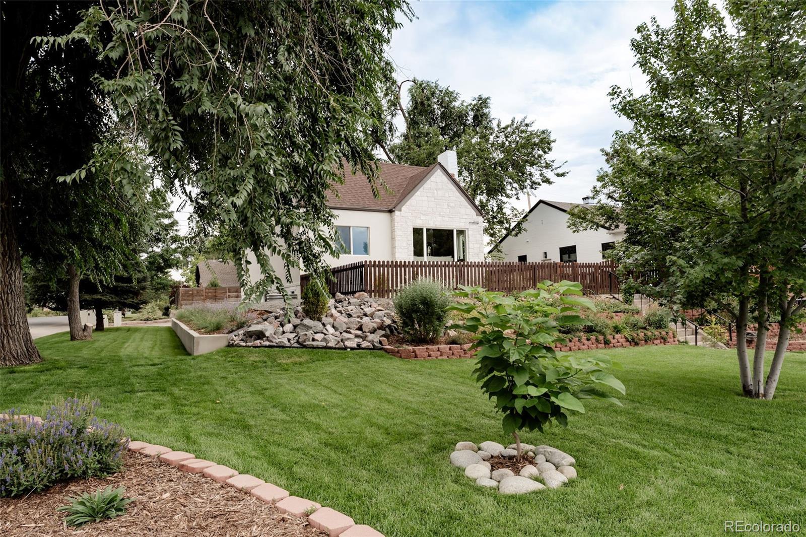 2658 N Steele Street