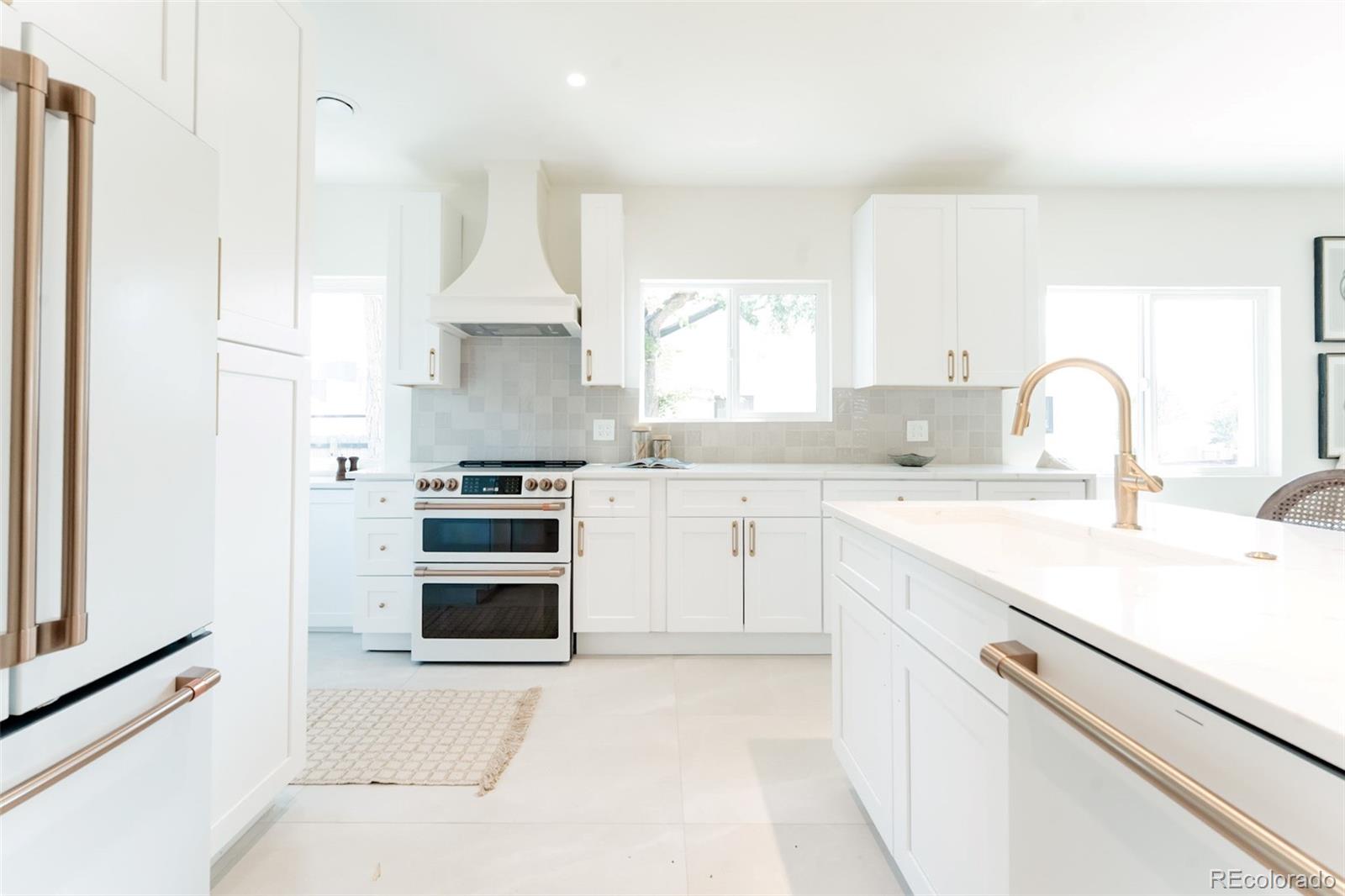 2658 N Steele Street