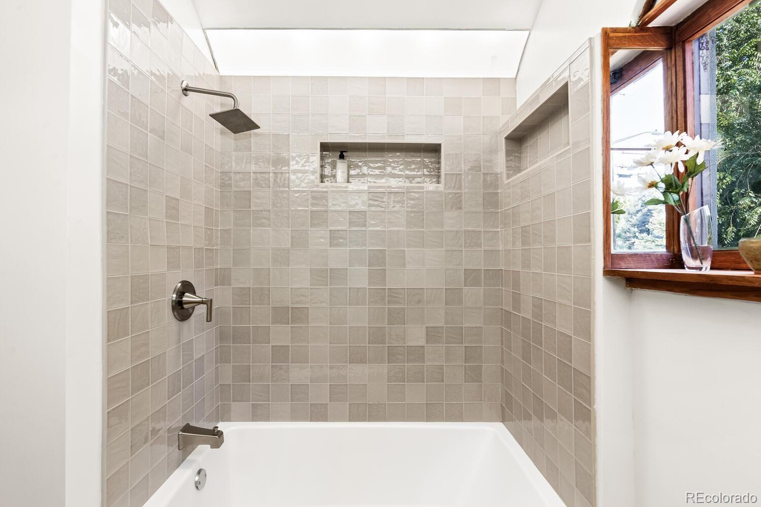 2658 N Steele Street