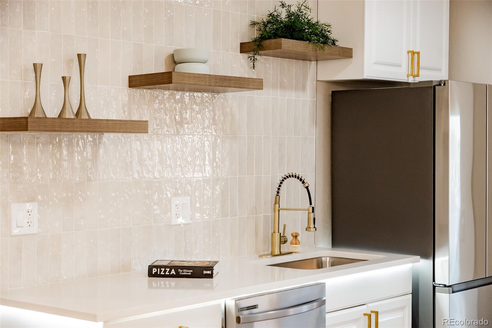 4502 S Jellison Street