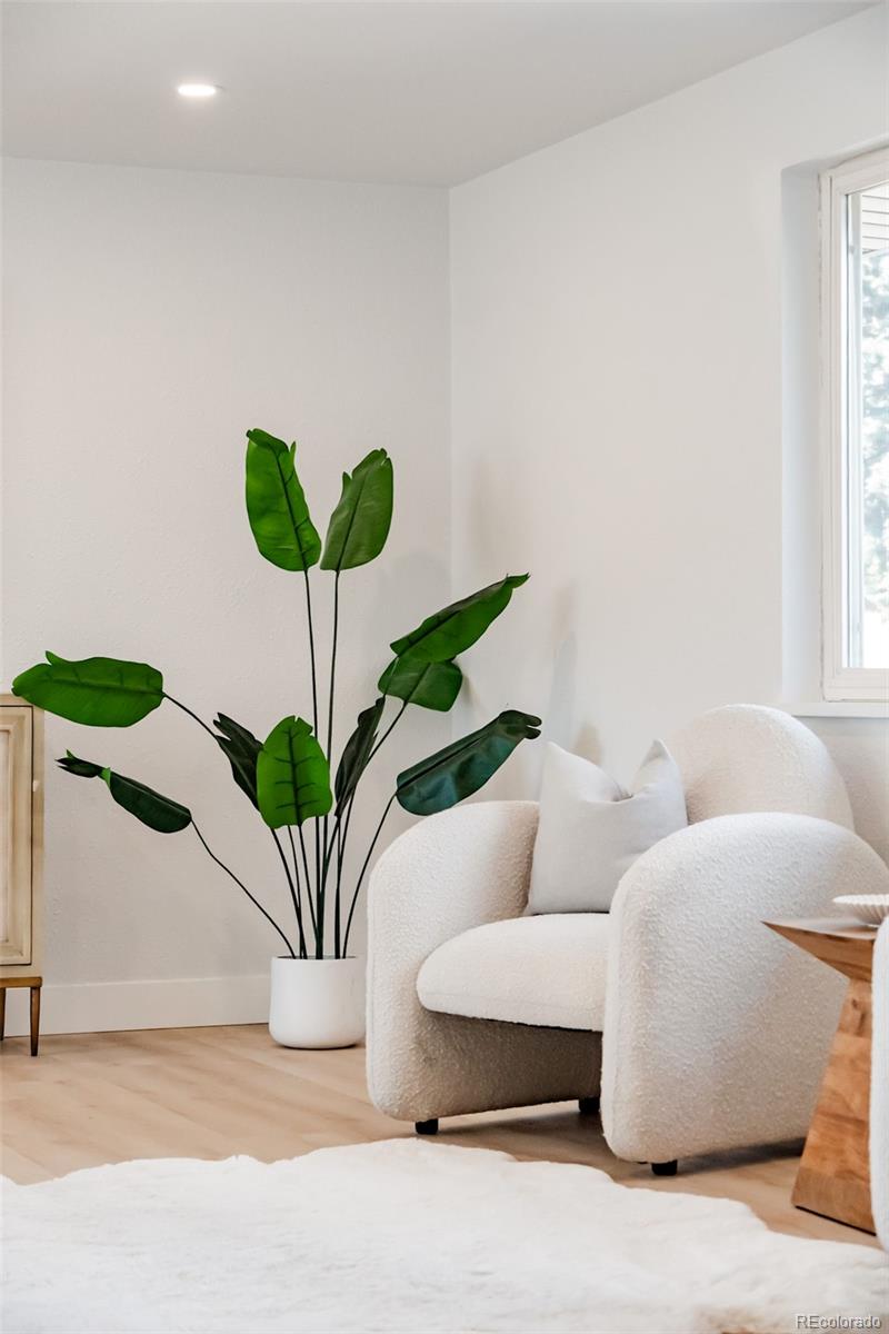 6272 S Garfield Drive