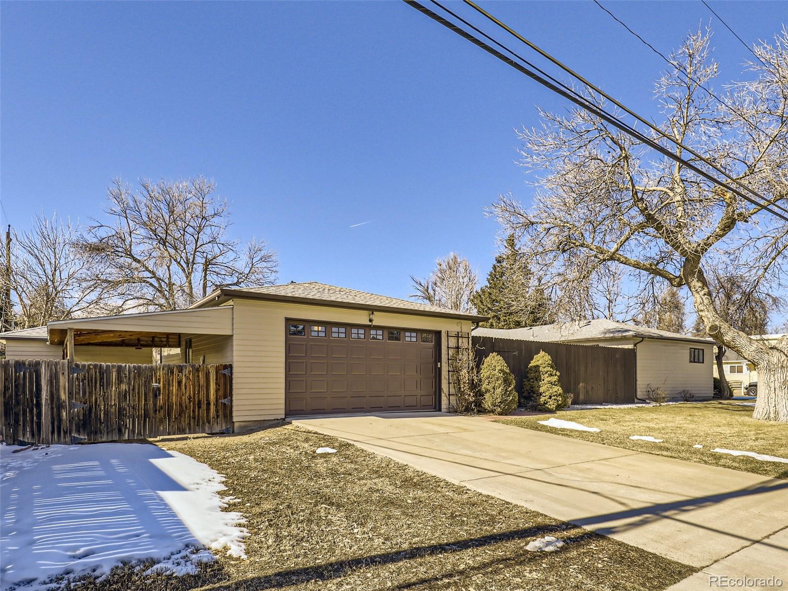 3302 W Belmont Avenue