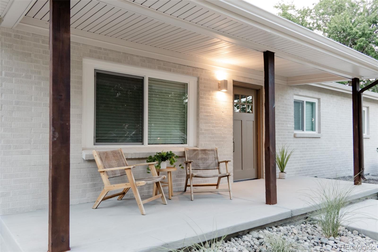 2257 S Lowell Boulevard