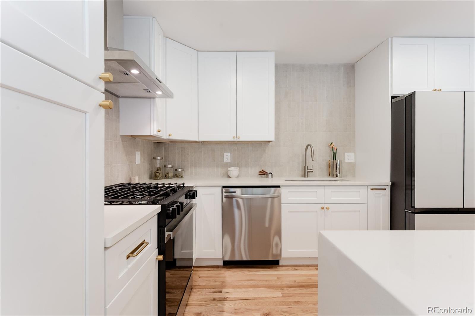 2257 S Lowell Boulevard