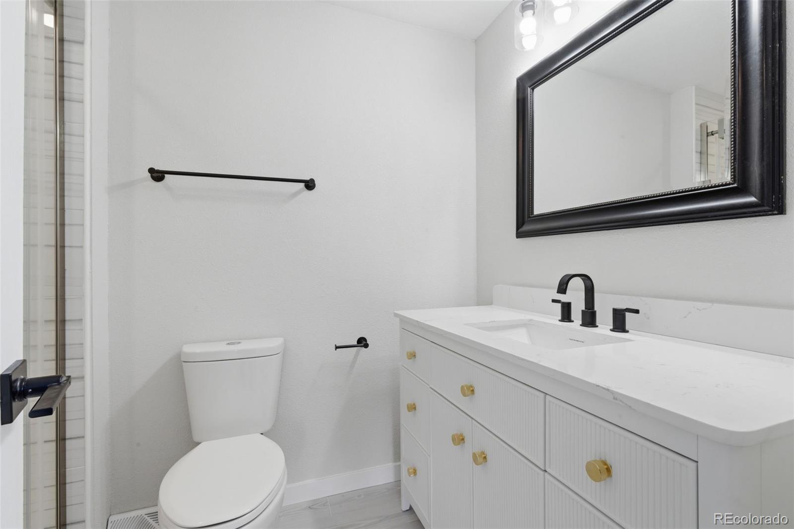 12835 E Nevada Avenue