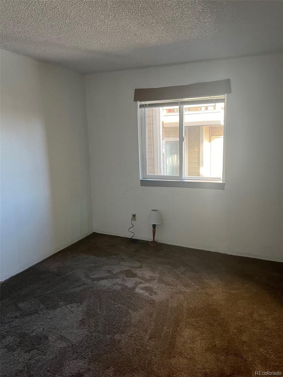 2929 W Floyd Avenue Unit: 211