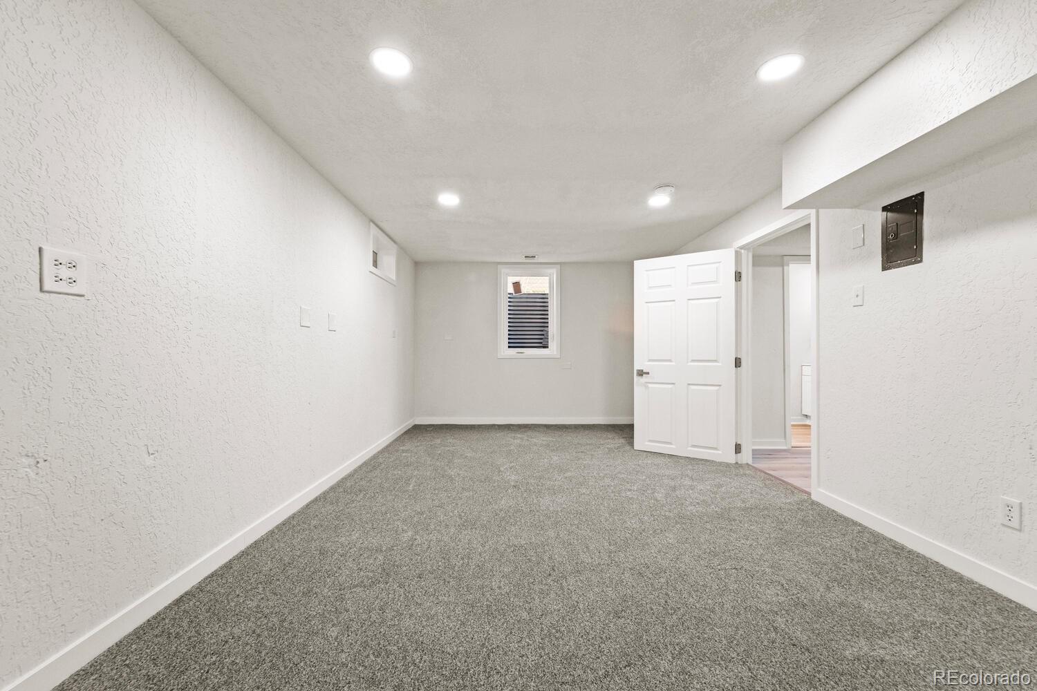 6680 W Jefferson Place