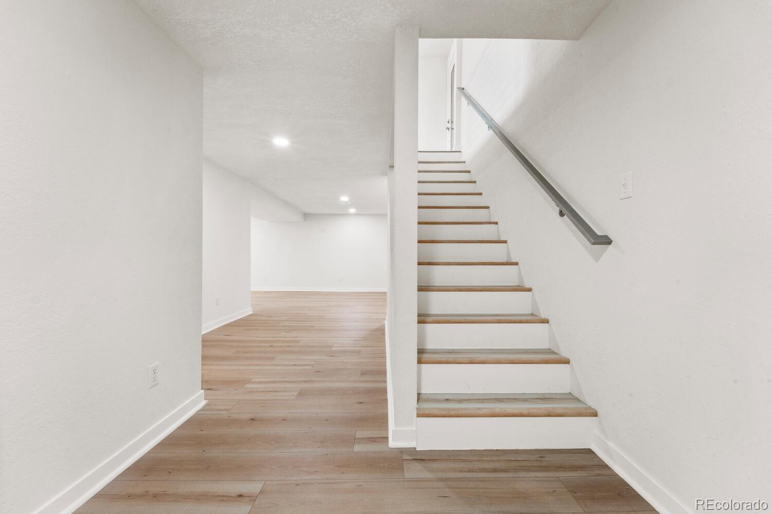 6680 W Jefferson Place