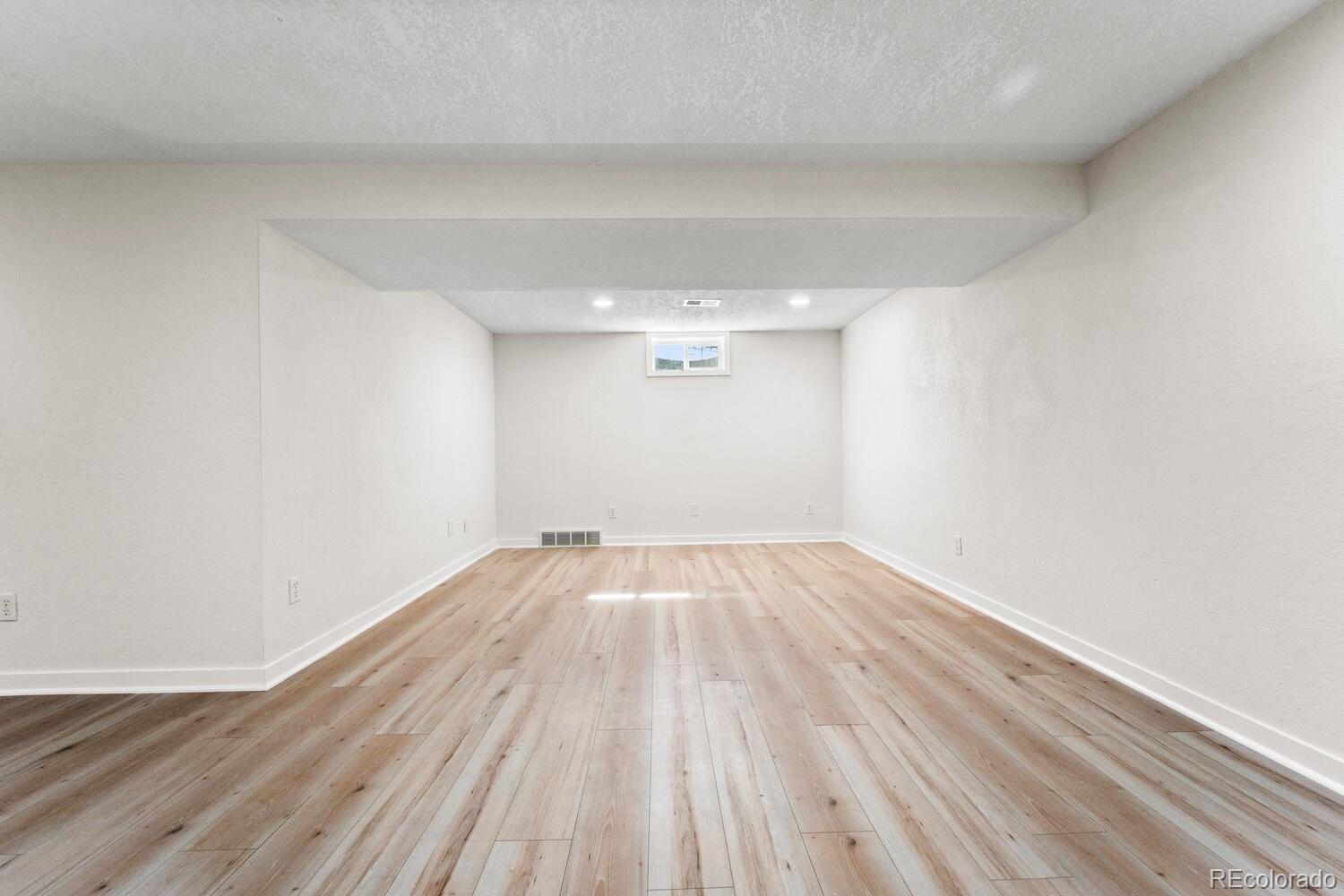 6680 W Jefferson Place