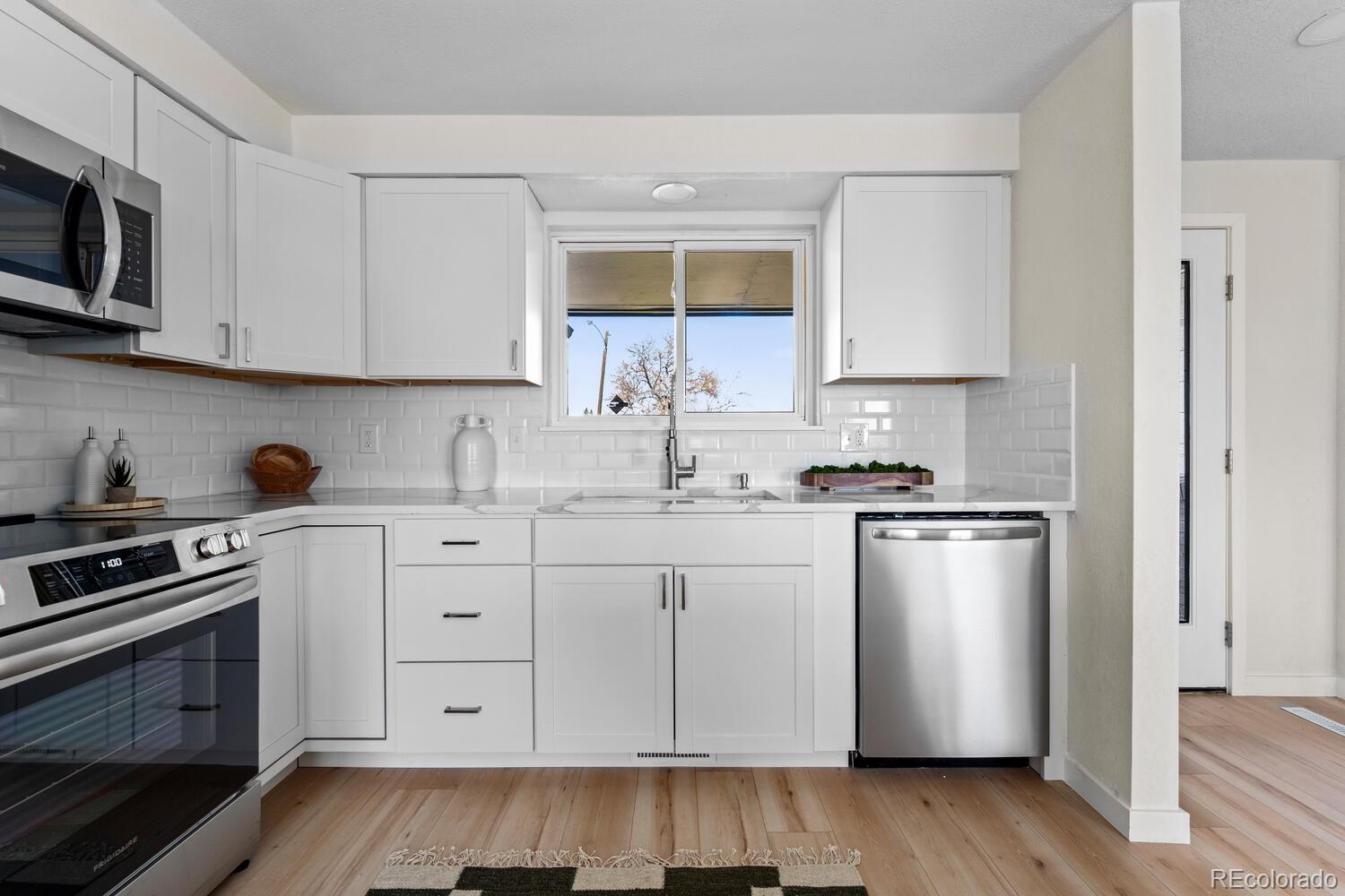 6680 W Jefferson Place