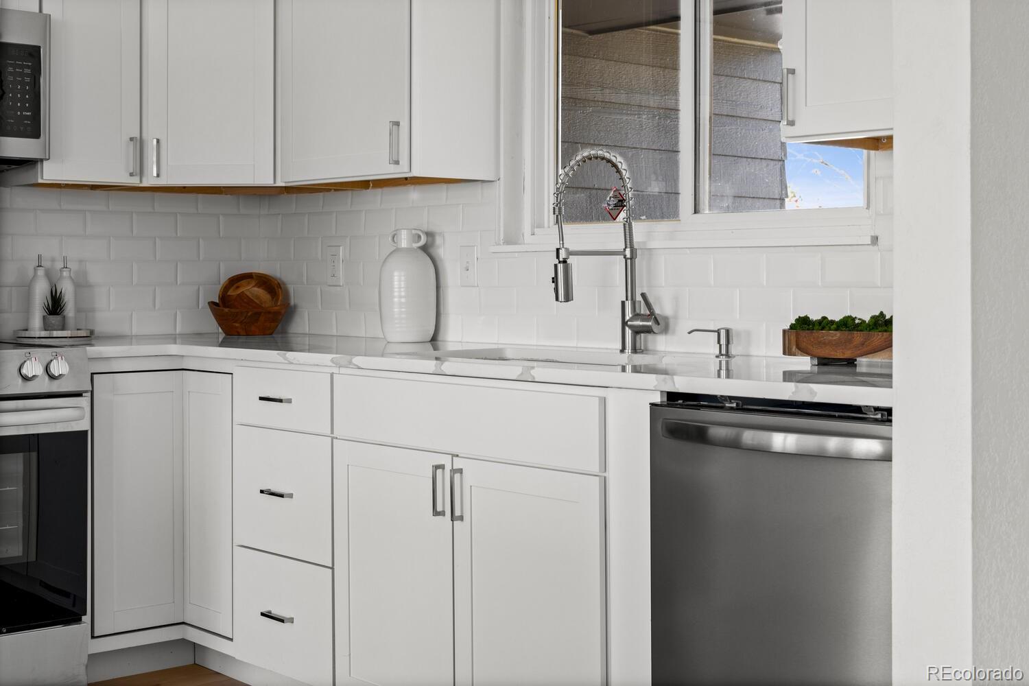 6680 W Jefferson Place