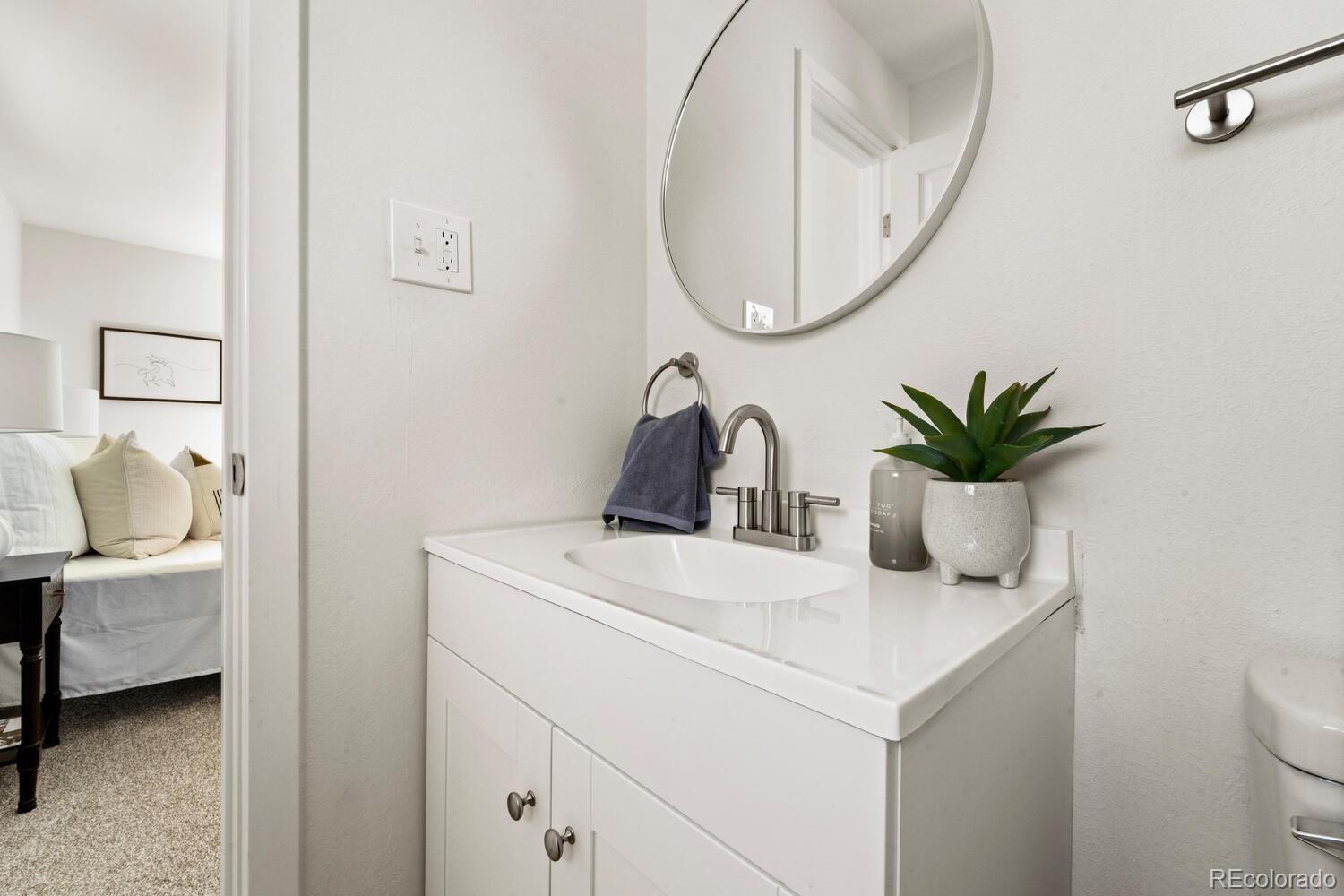 6680 W Jefferson Place