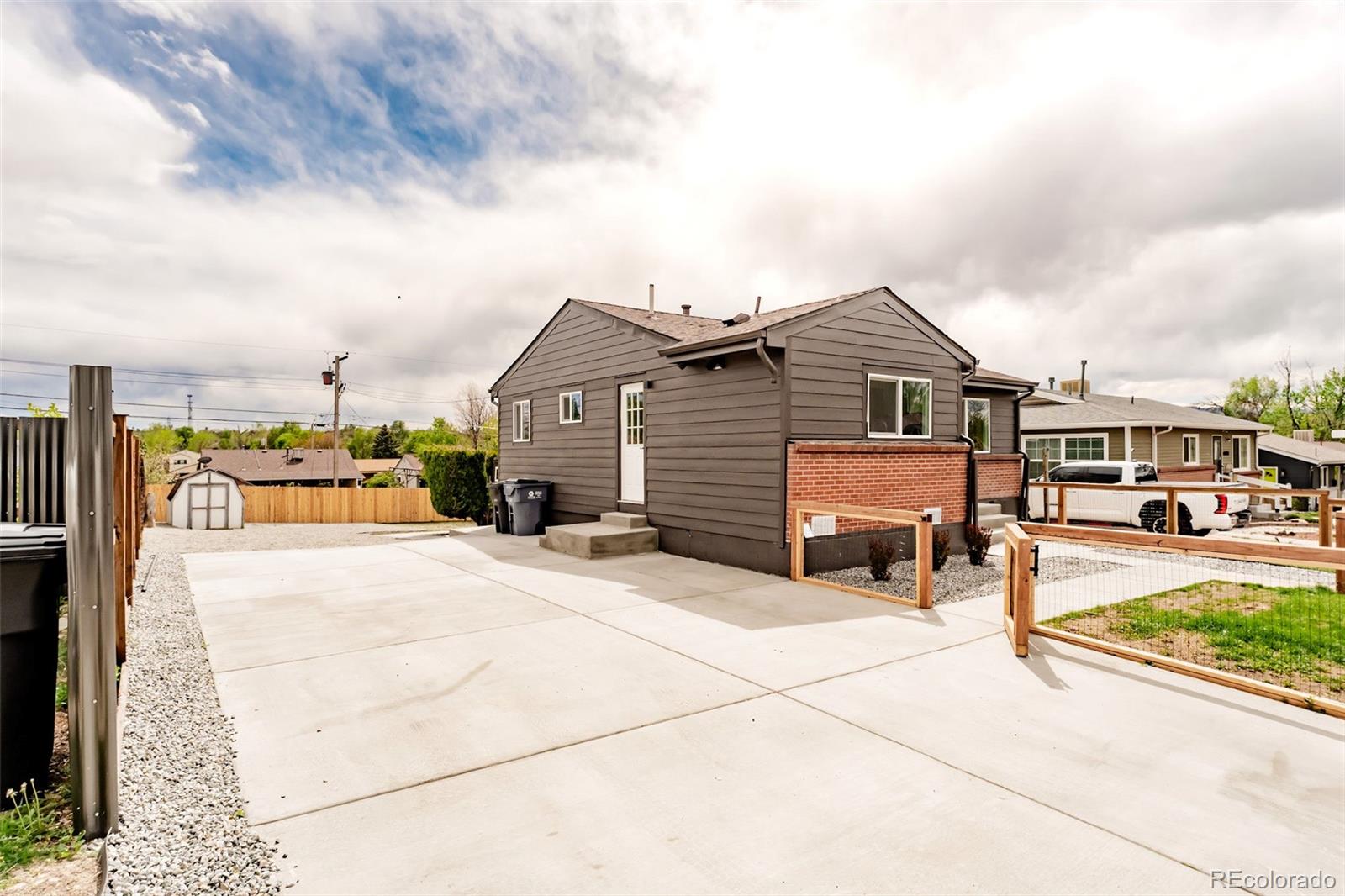 4540 W Alaska Place