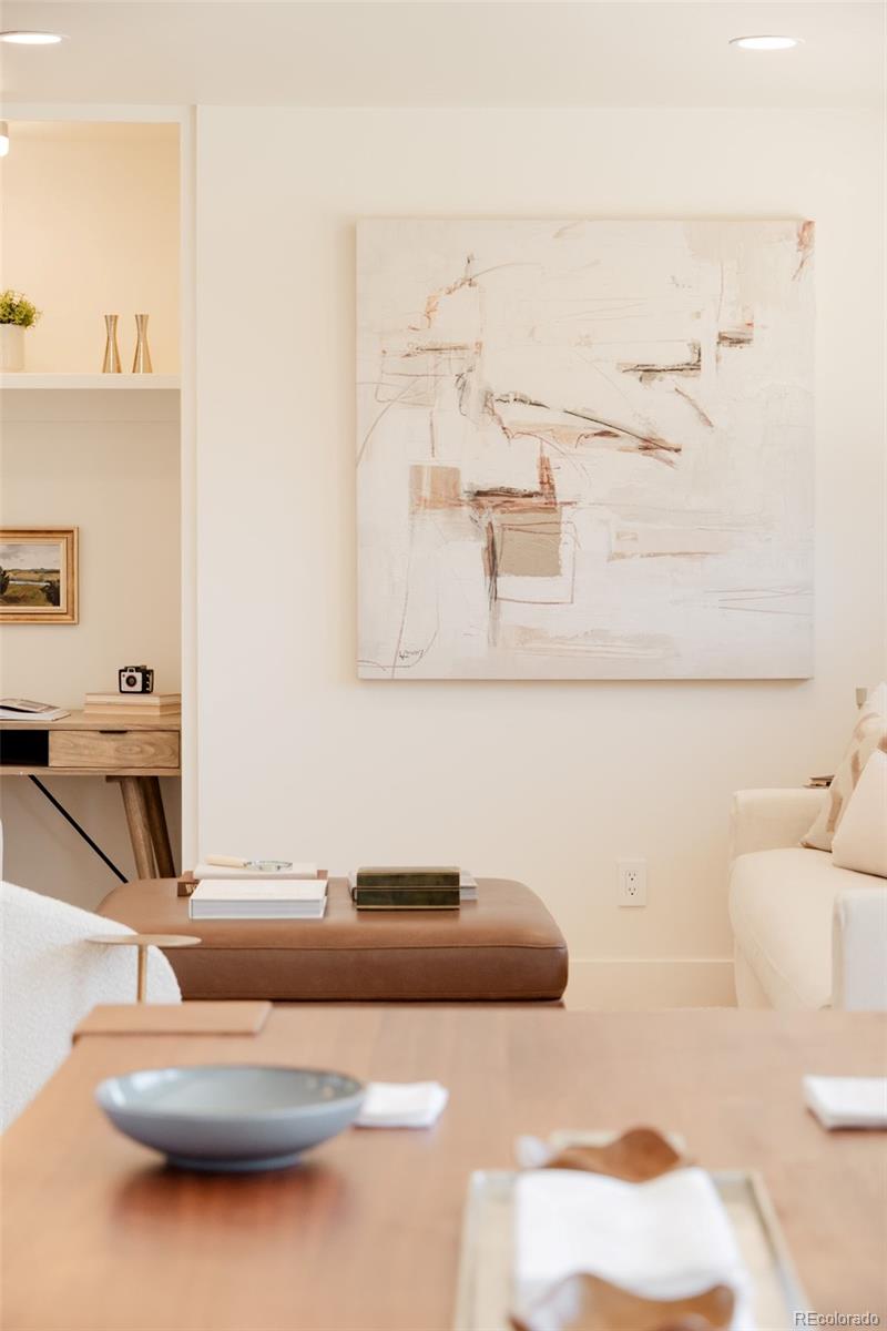 5882 W Chestnut Avenue