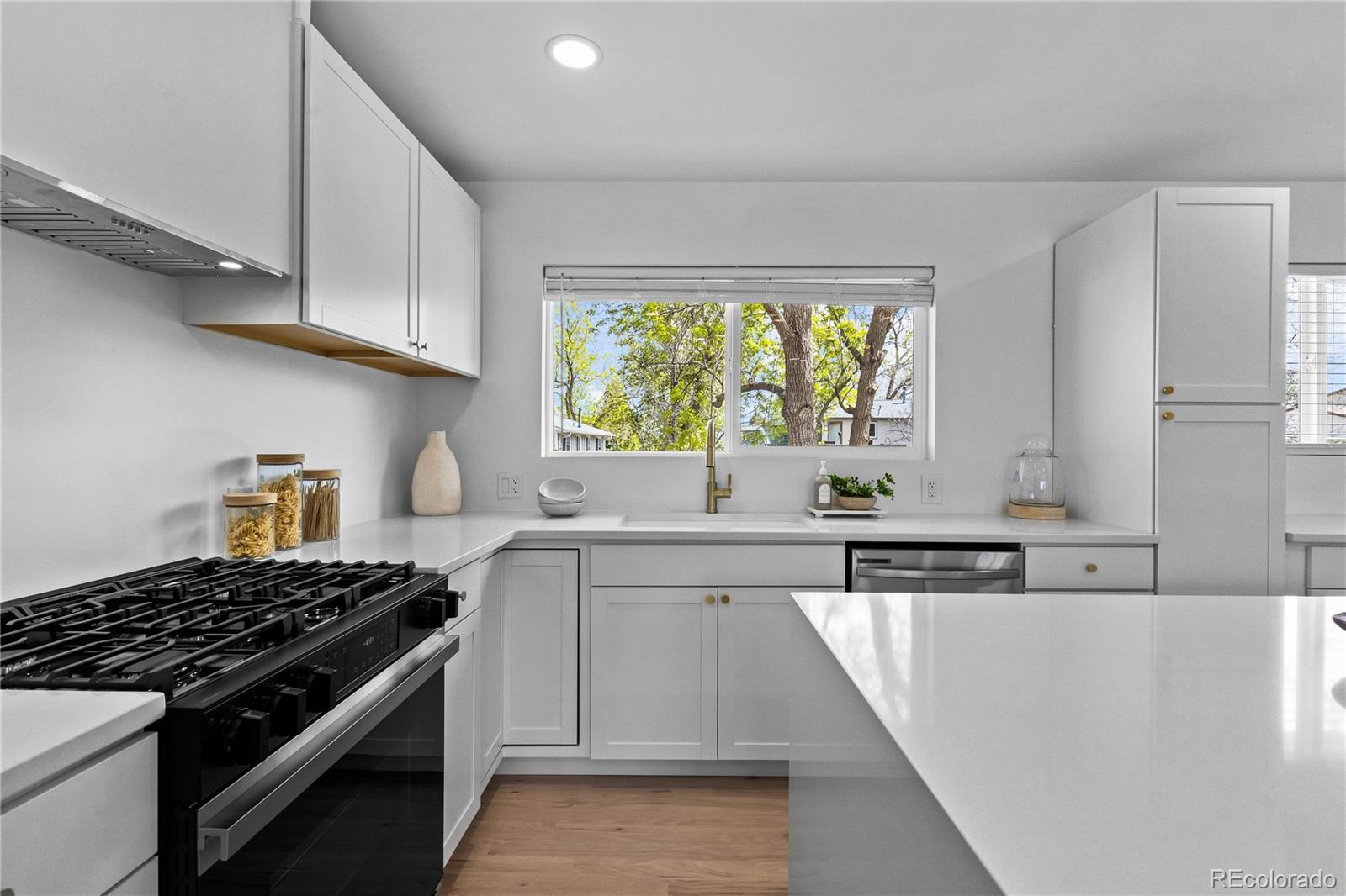 7096 W Fremont Place