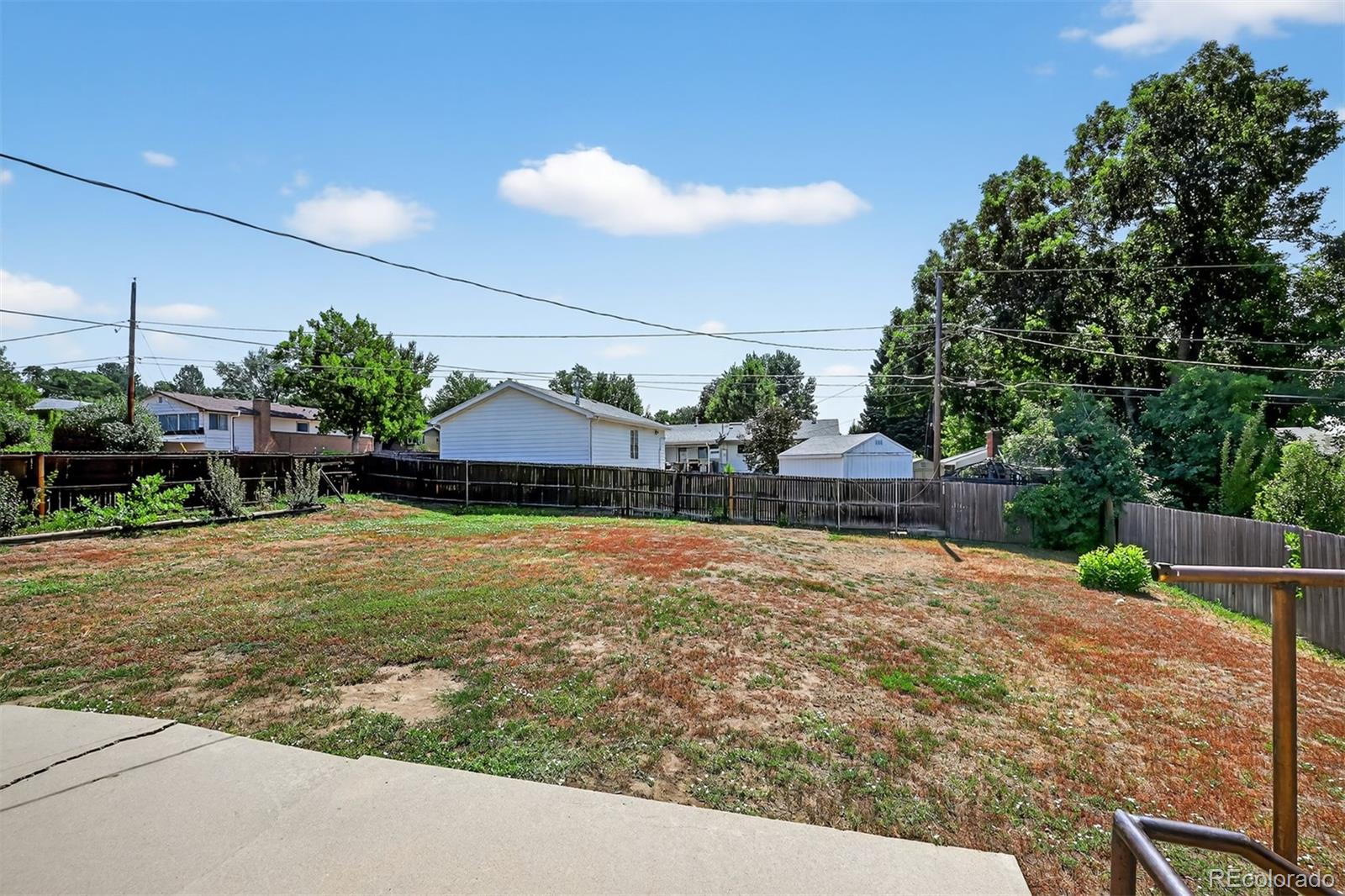 2806 S Joslin Court