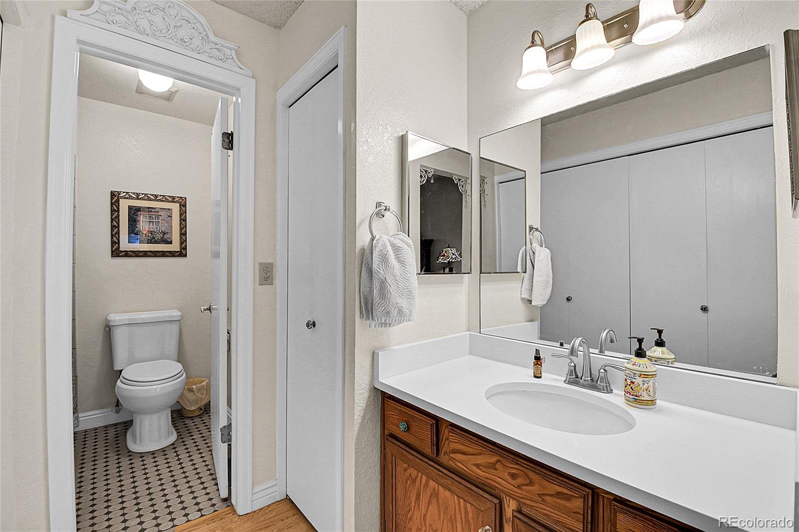 8015 W Eastman Place Unit: 106