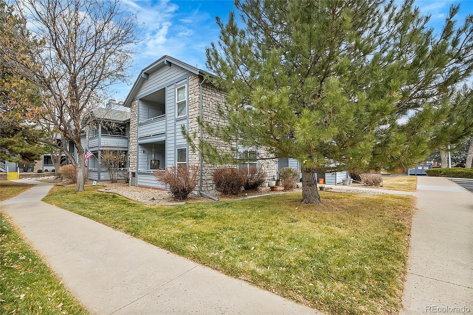 8015 W Eastman Place Unit: 106