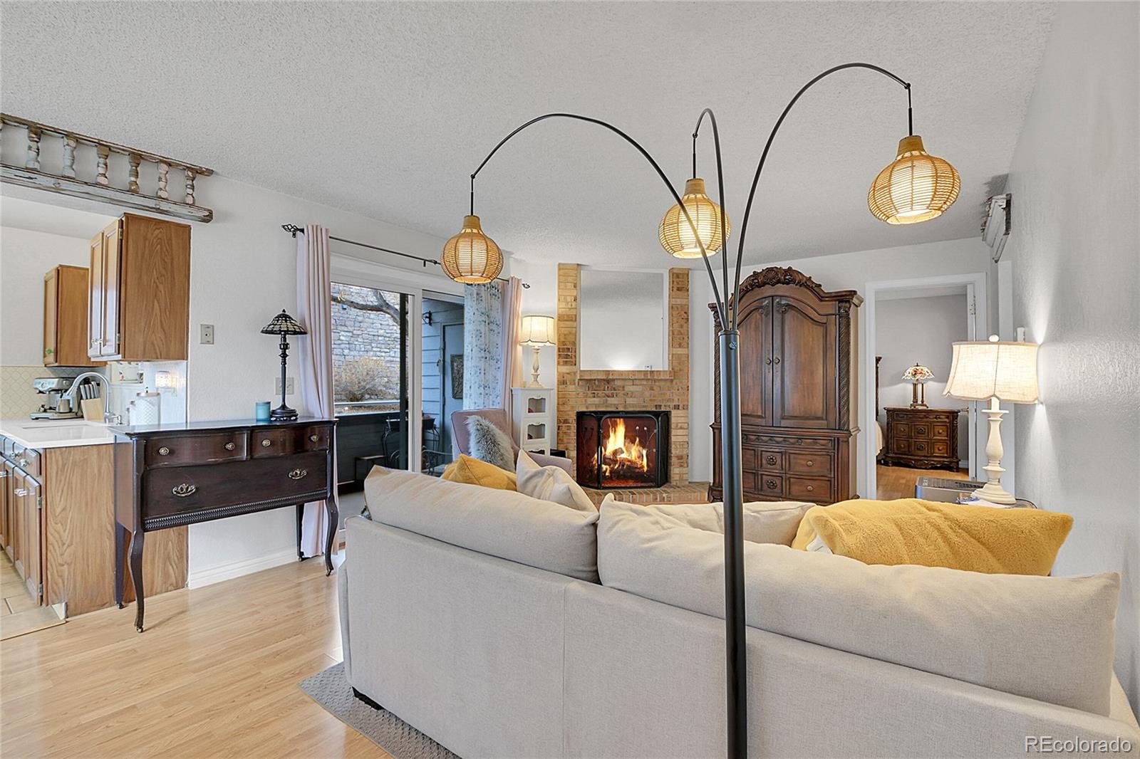 8015 W Eastman Place Unit: 106