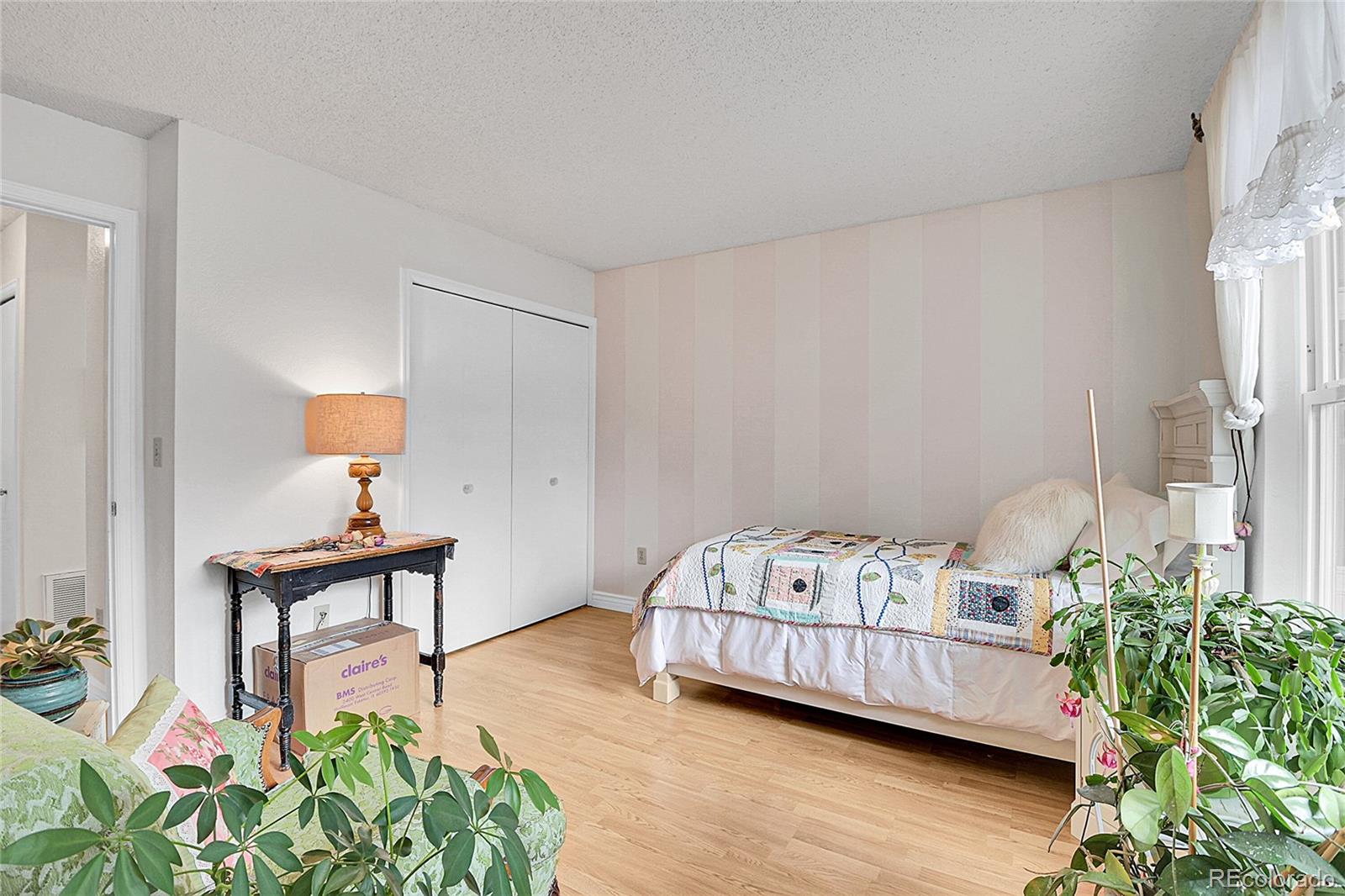 8015 W Eastman Place Unit: 106