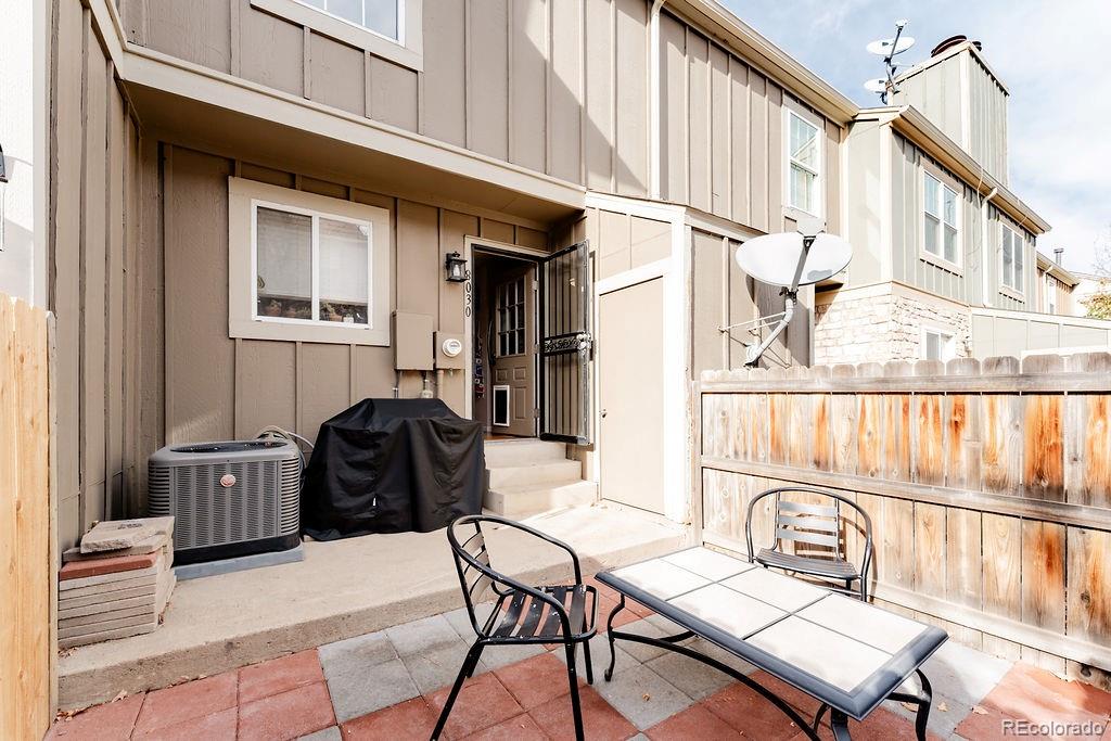 8030 S Columbine Court