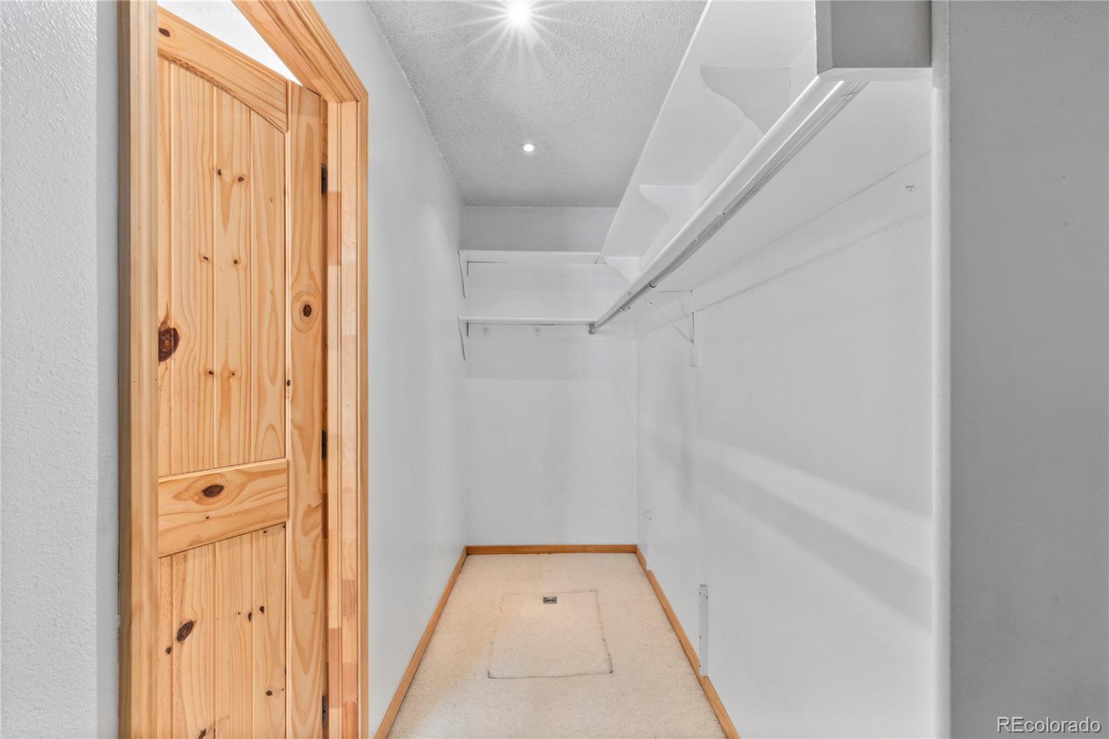 5250 S Huron Way Unit: 12-102
