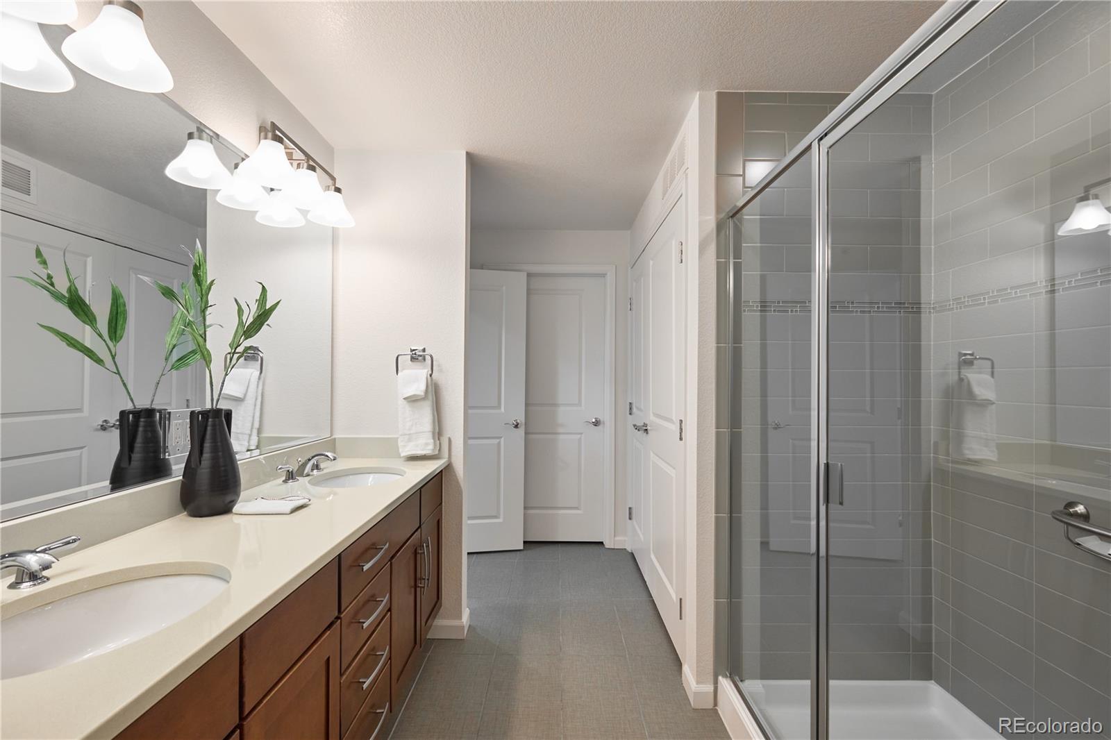 8185 E Lowry Boulevard Unit: 309