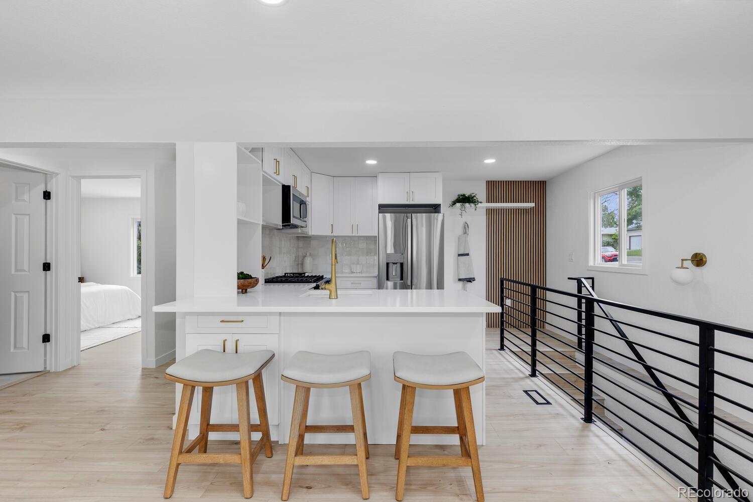 5999 S Windermere Street