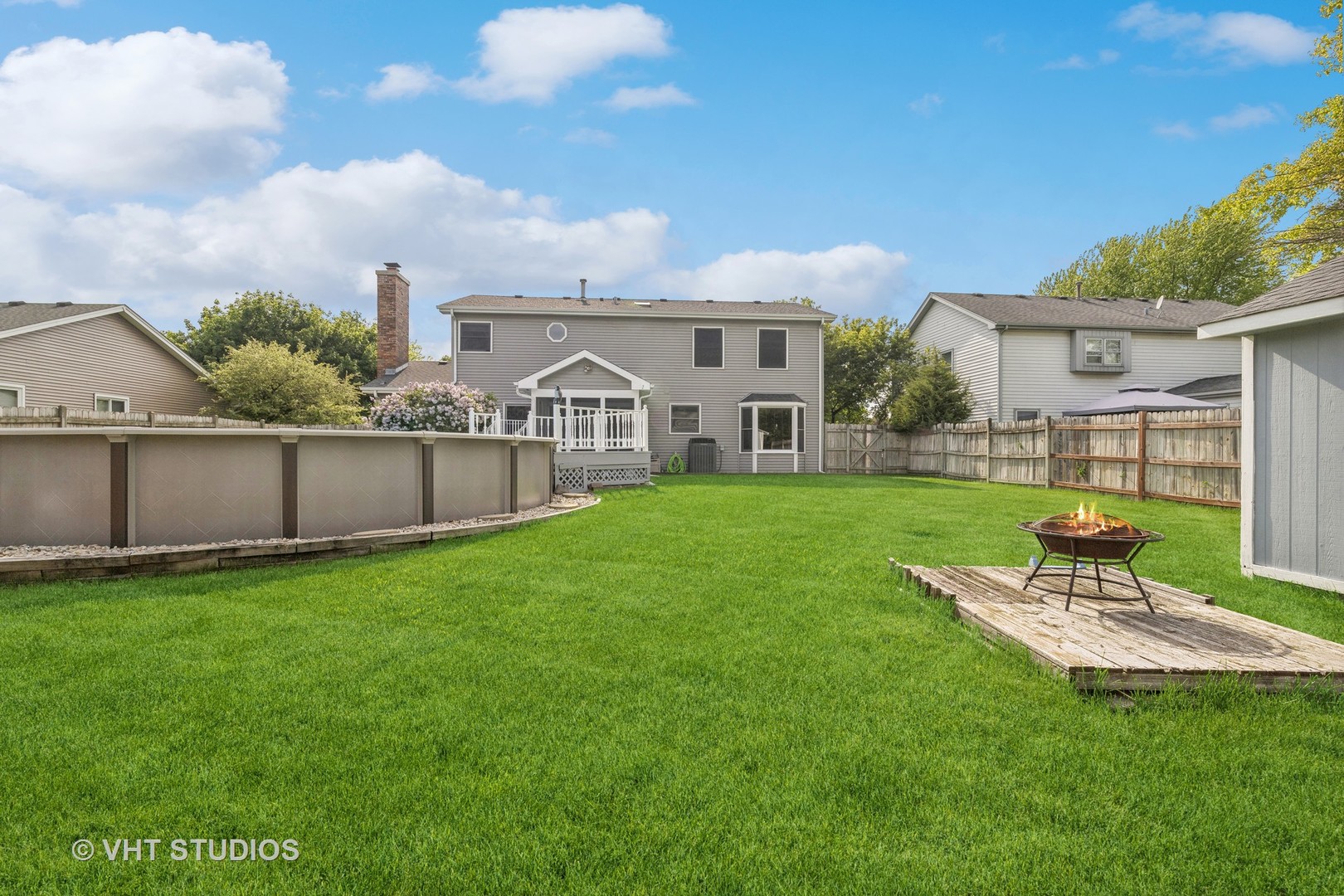 1285 Manchester Drive