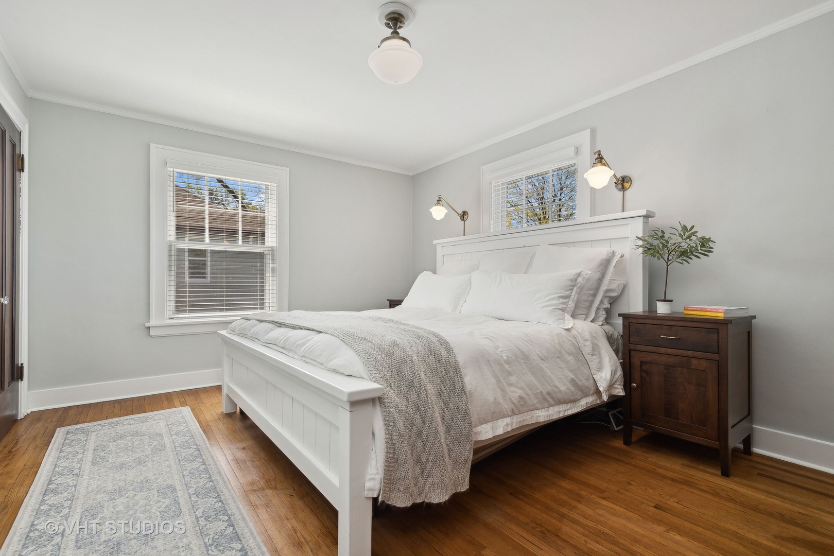 24 S Williams Street