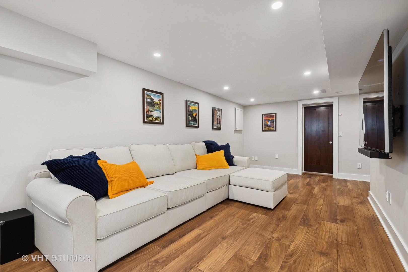 24 S Williams Street