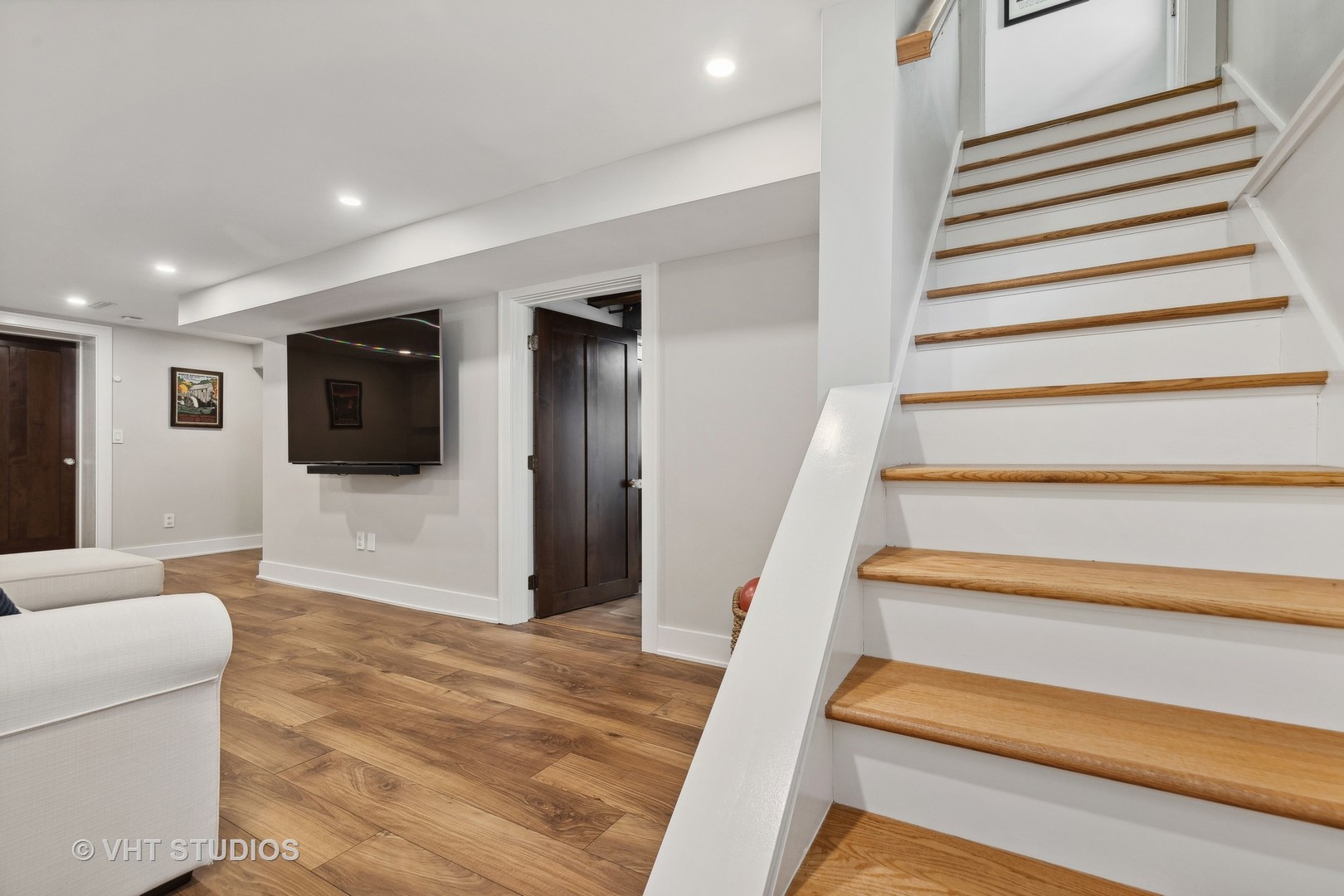 24 S Williams Street