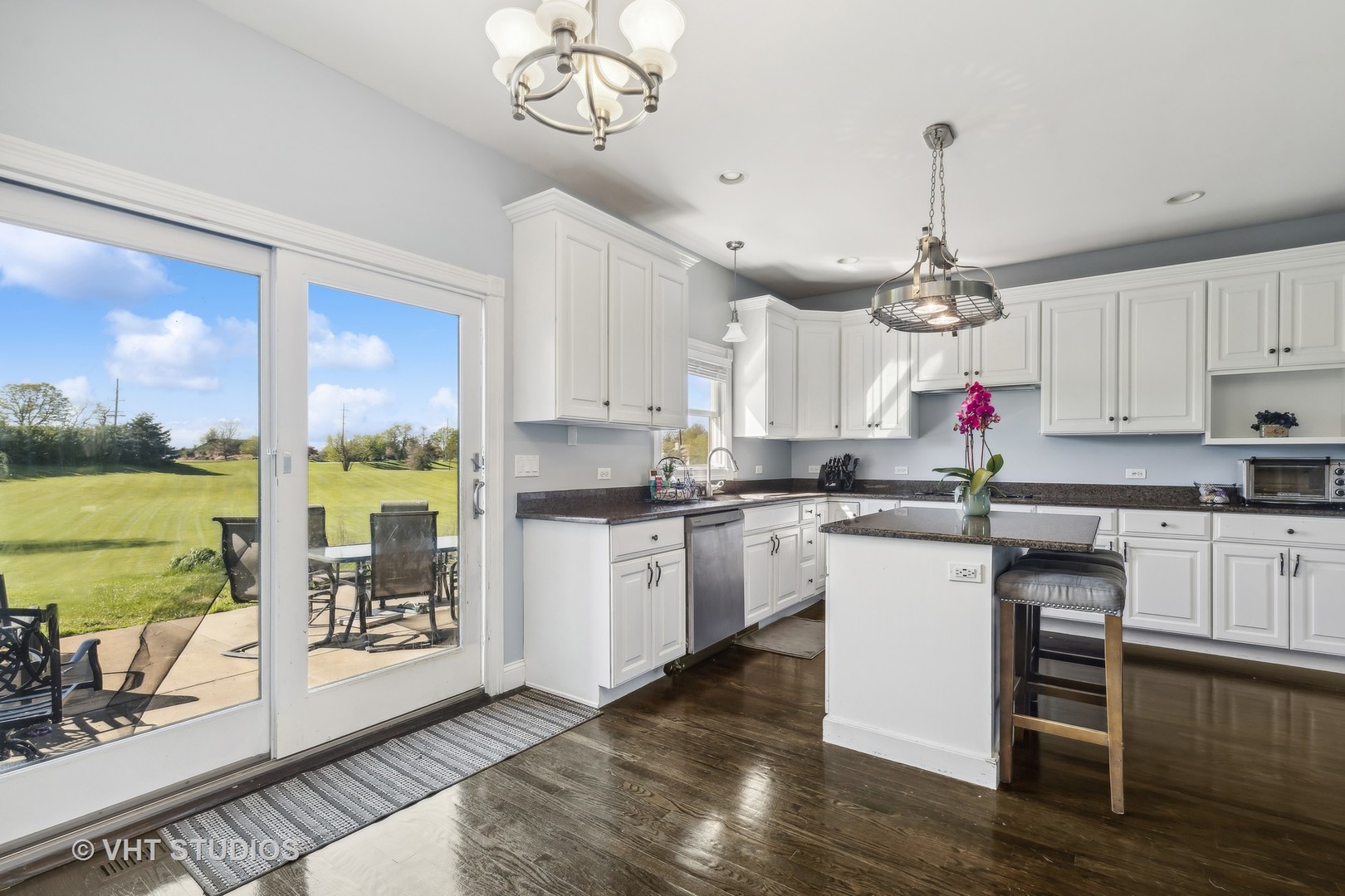 1707 Vivian Way Court