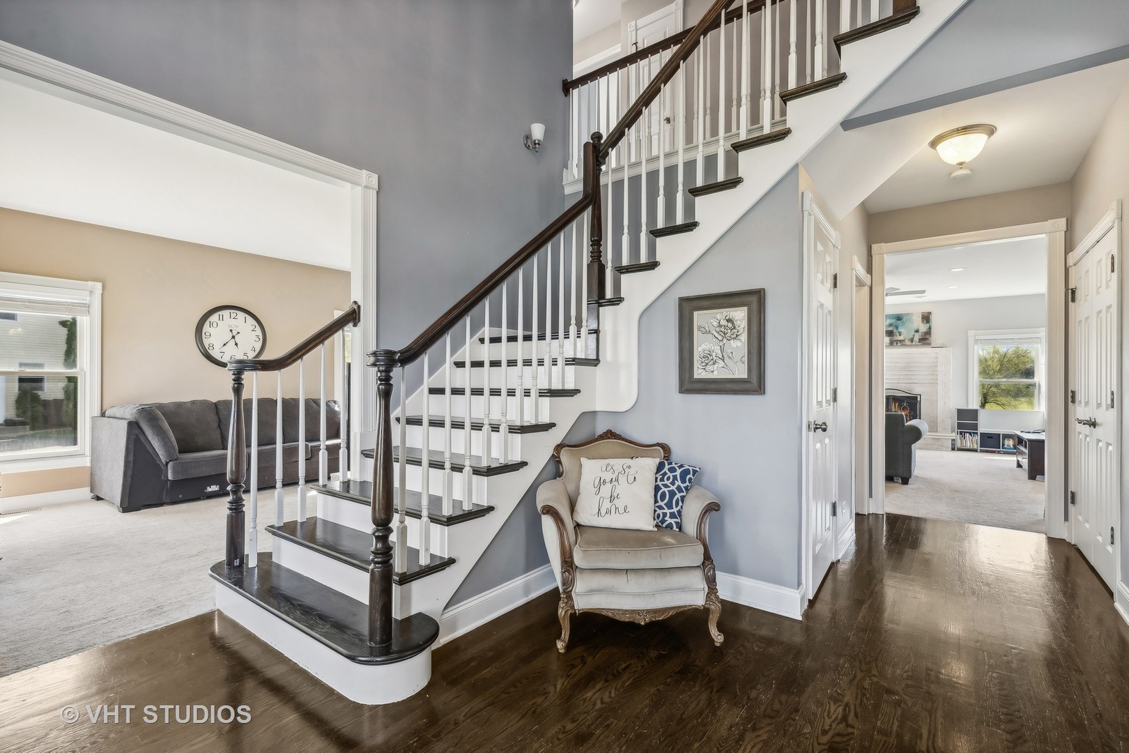 1707 Vivian Way Court