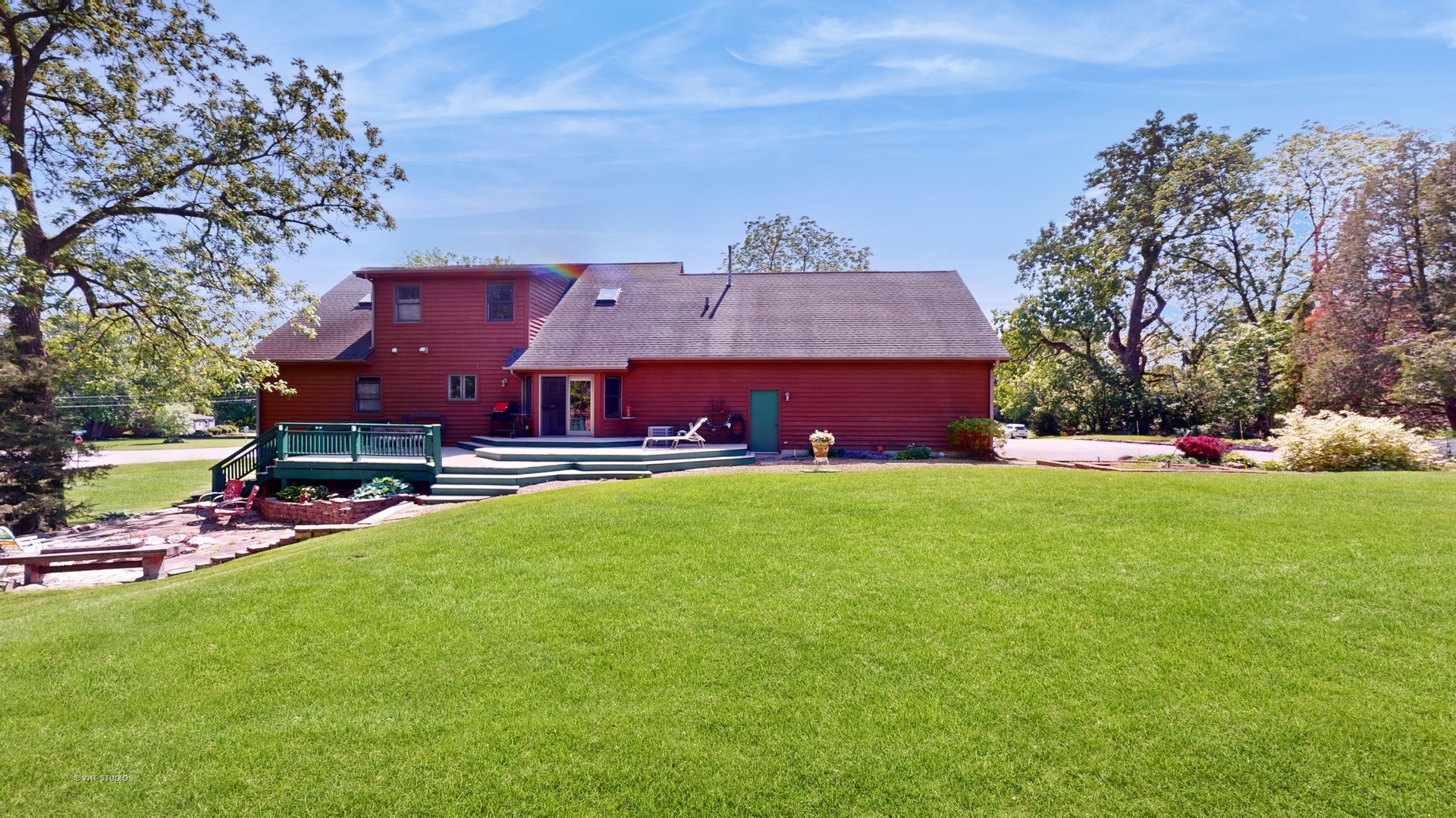 6011 Chestnut Court