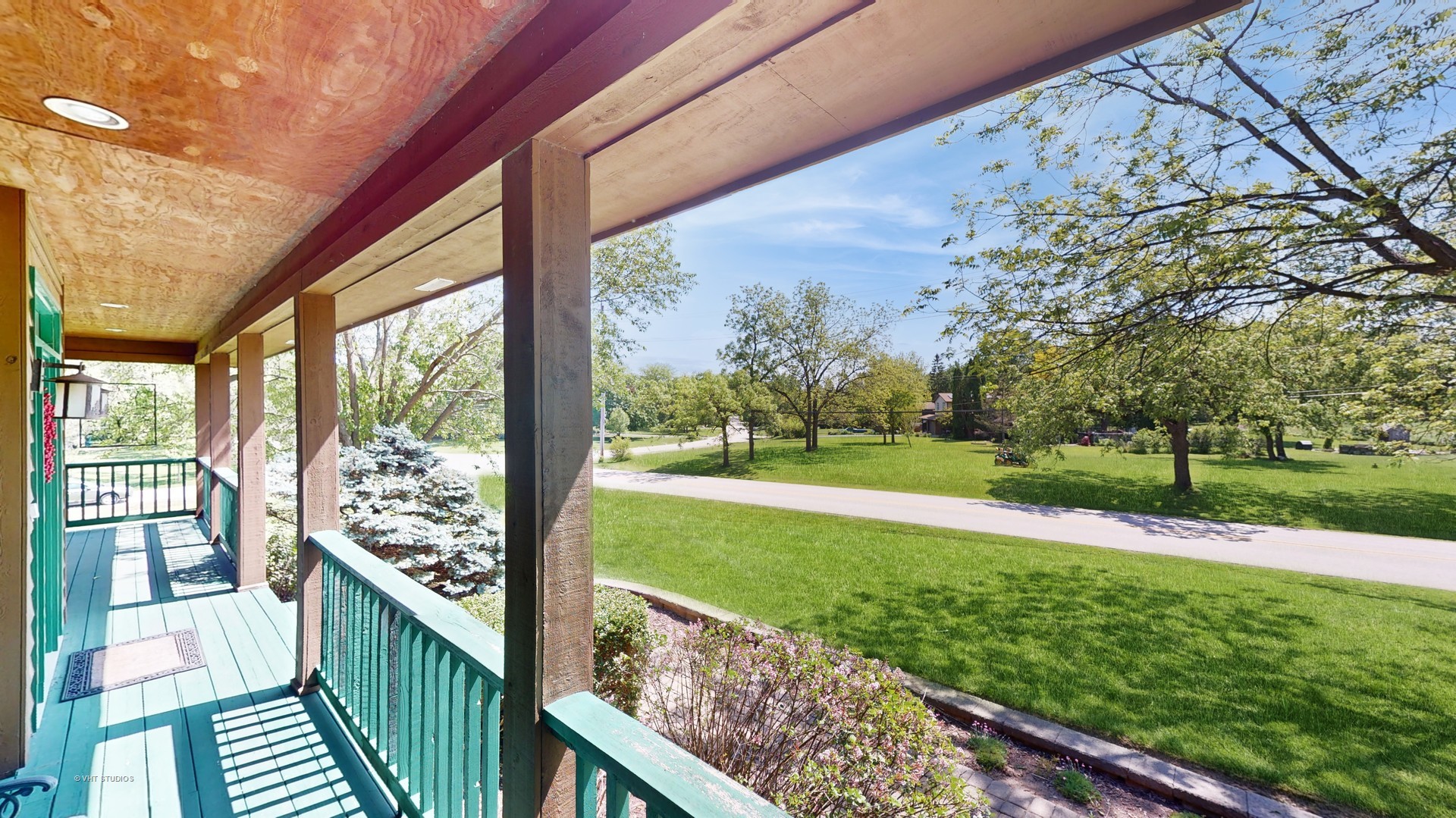 6011 Chestnut Court