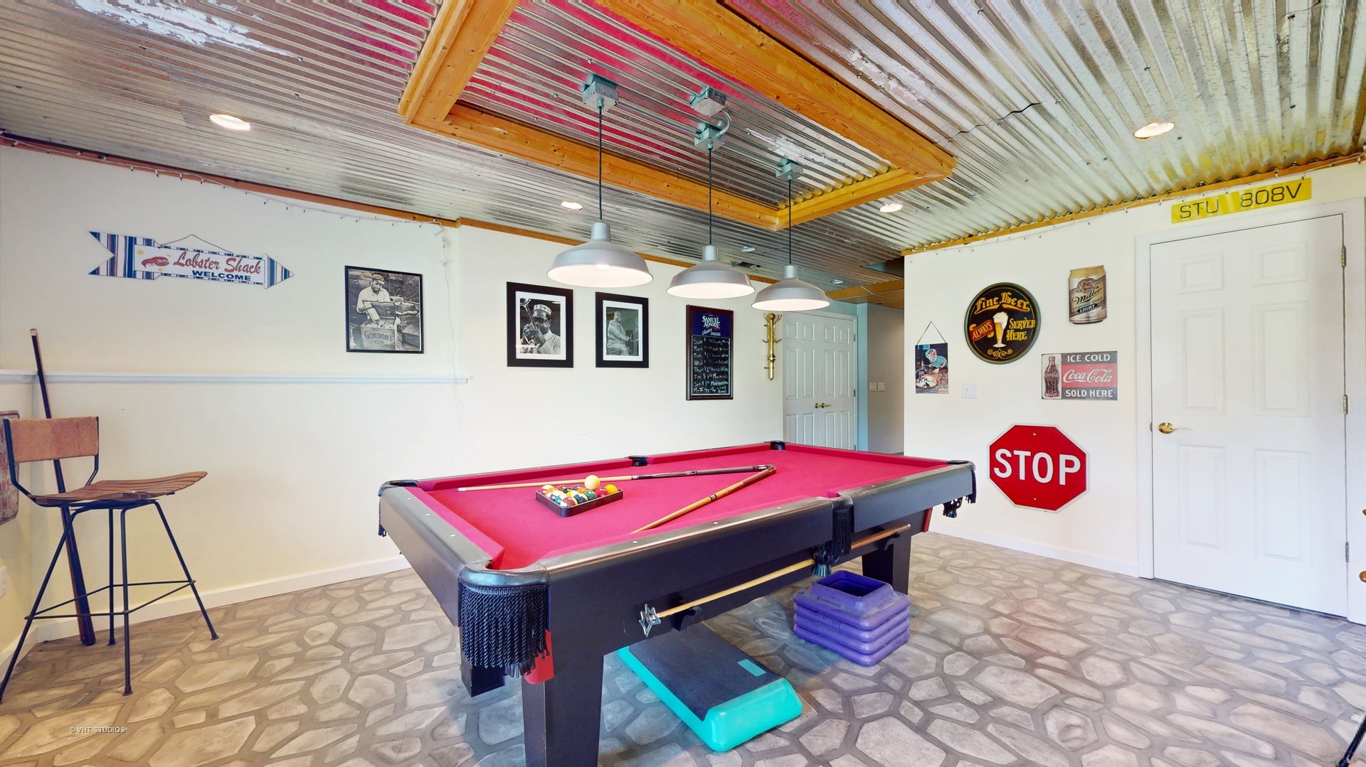 6011 Chestnut Court