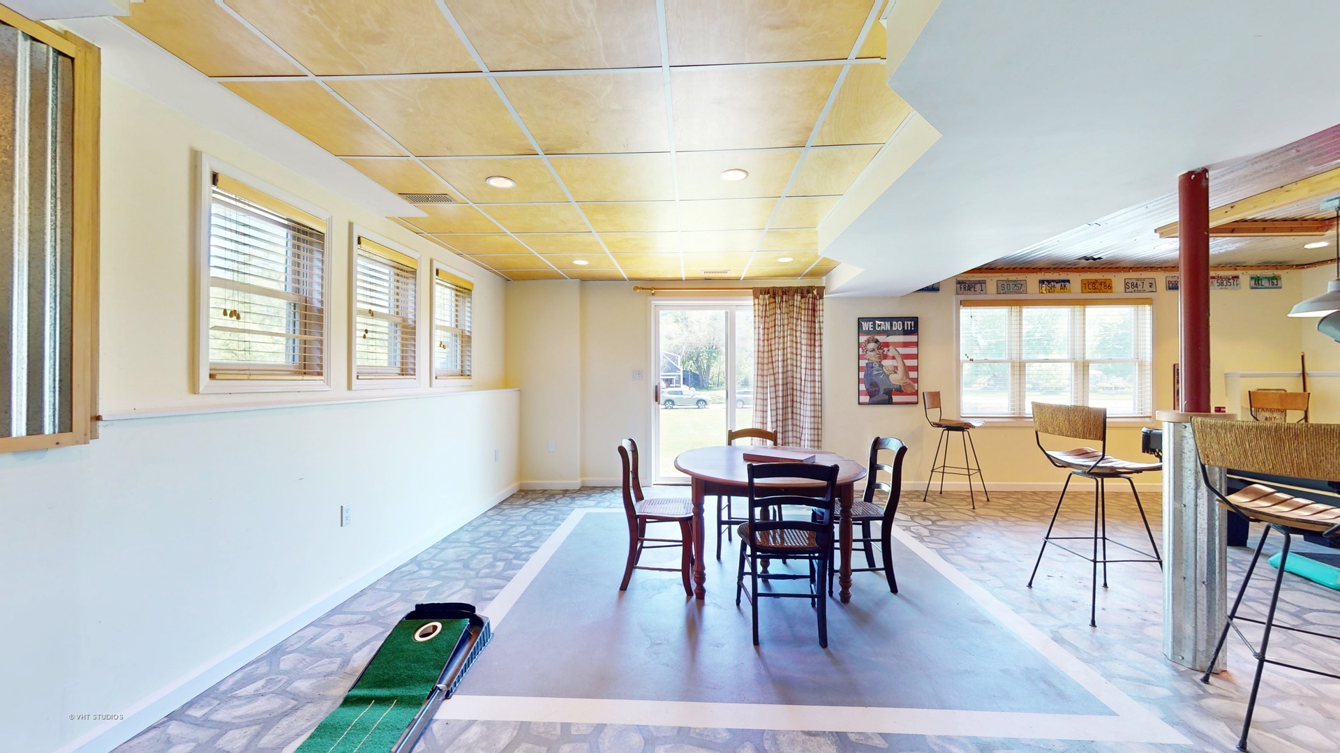 6011 Chestnut Court
