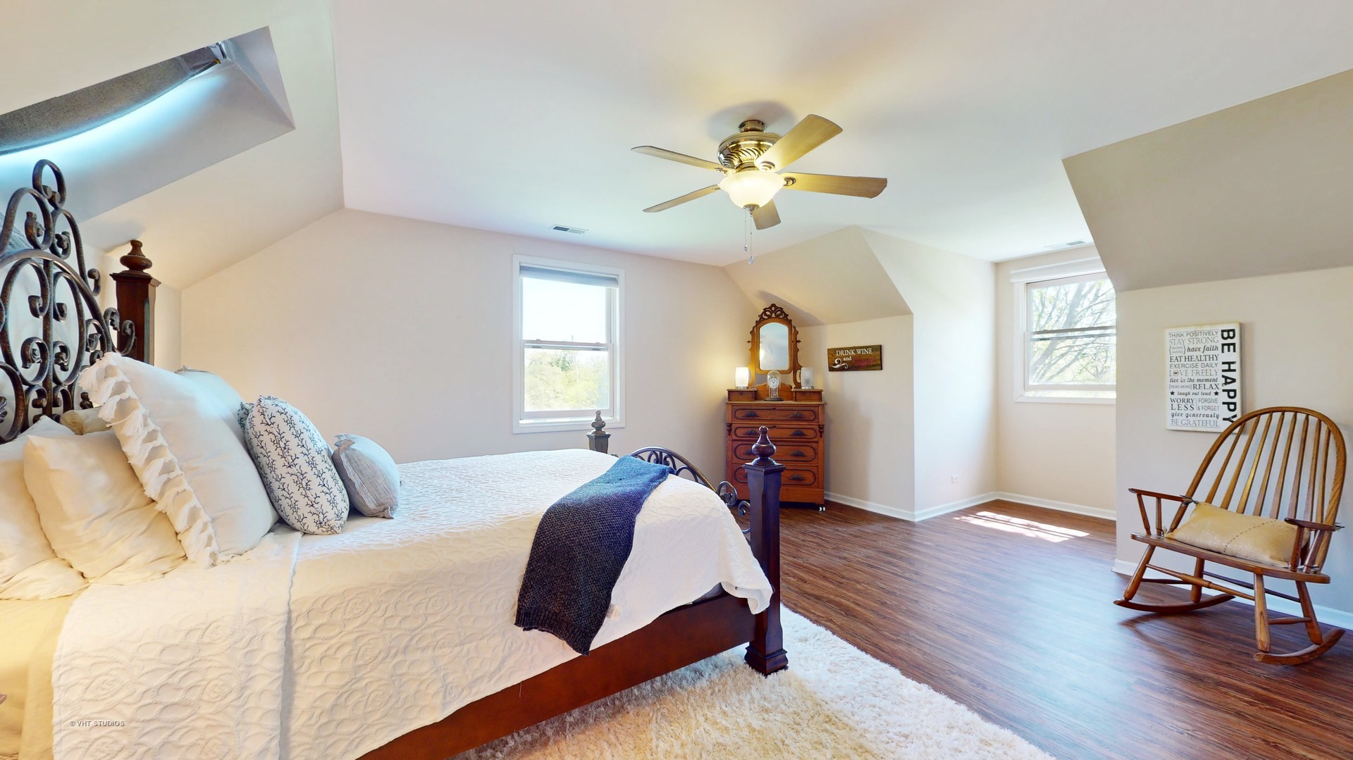 6011 Chestnut Court