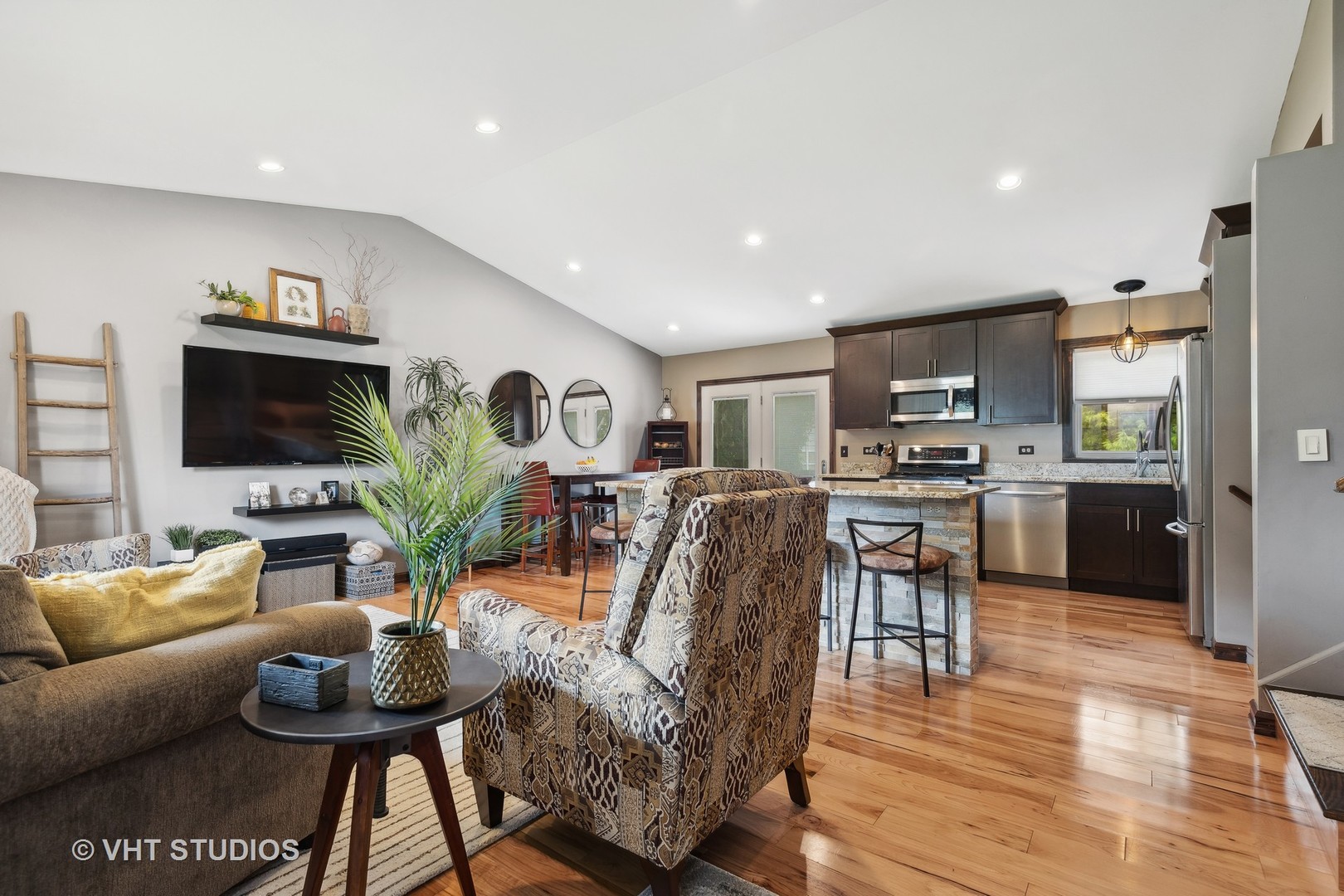 2821 Brisbane Drive