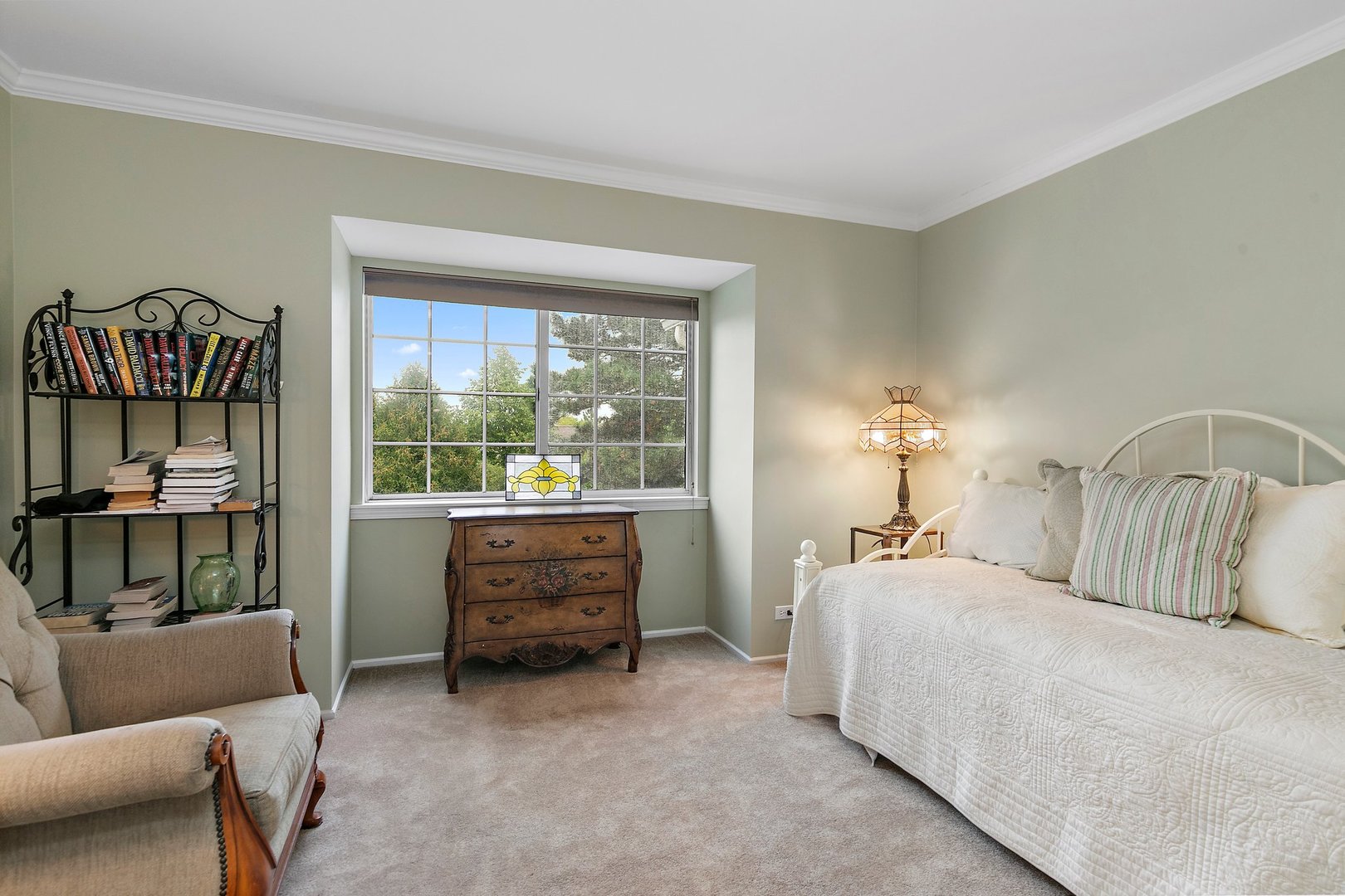 1691 Pearl Court