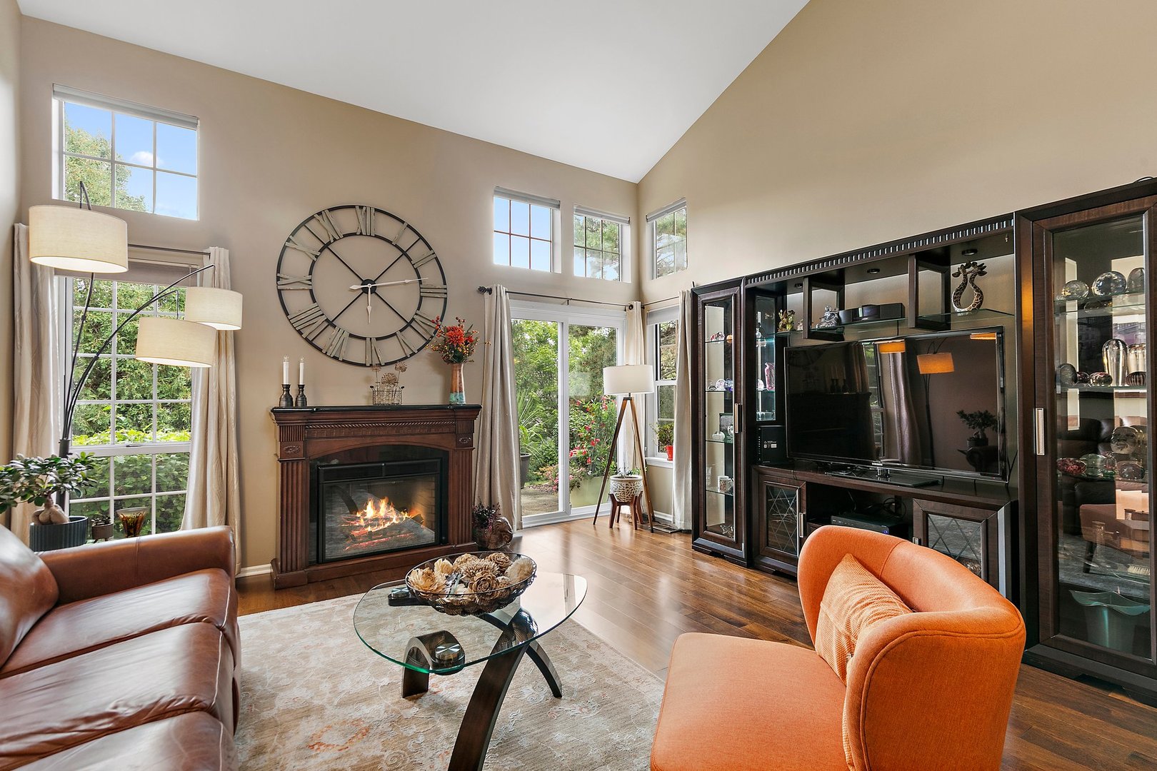 1691 Pearl Court