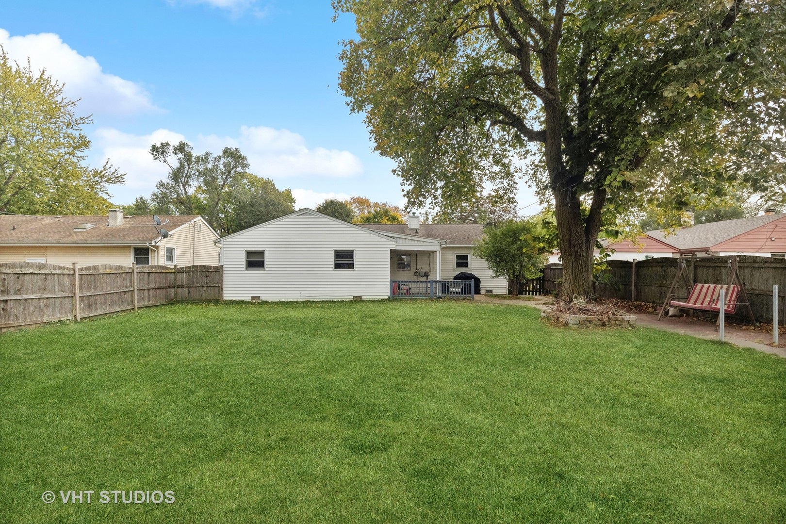 1394 Snowberry Lane