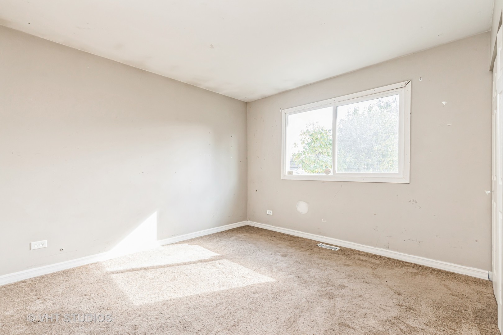 1403 Ivy Lane
