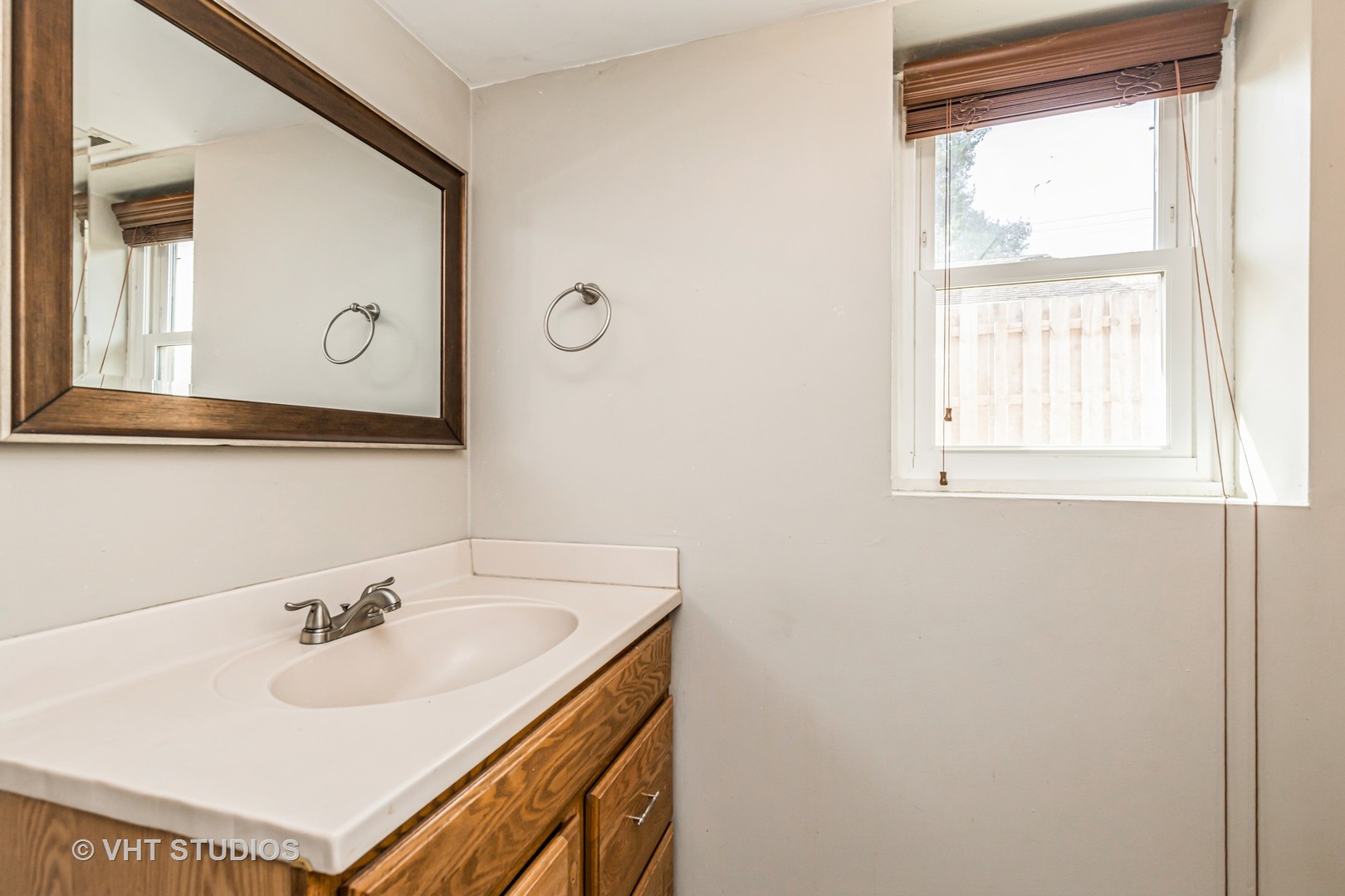 1403 Ivy Lane